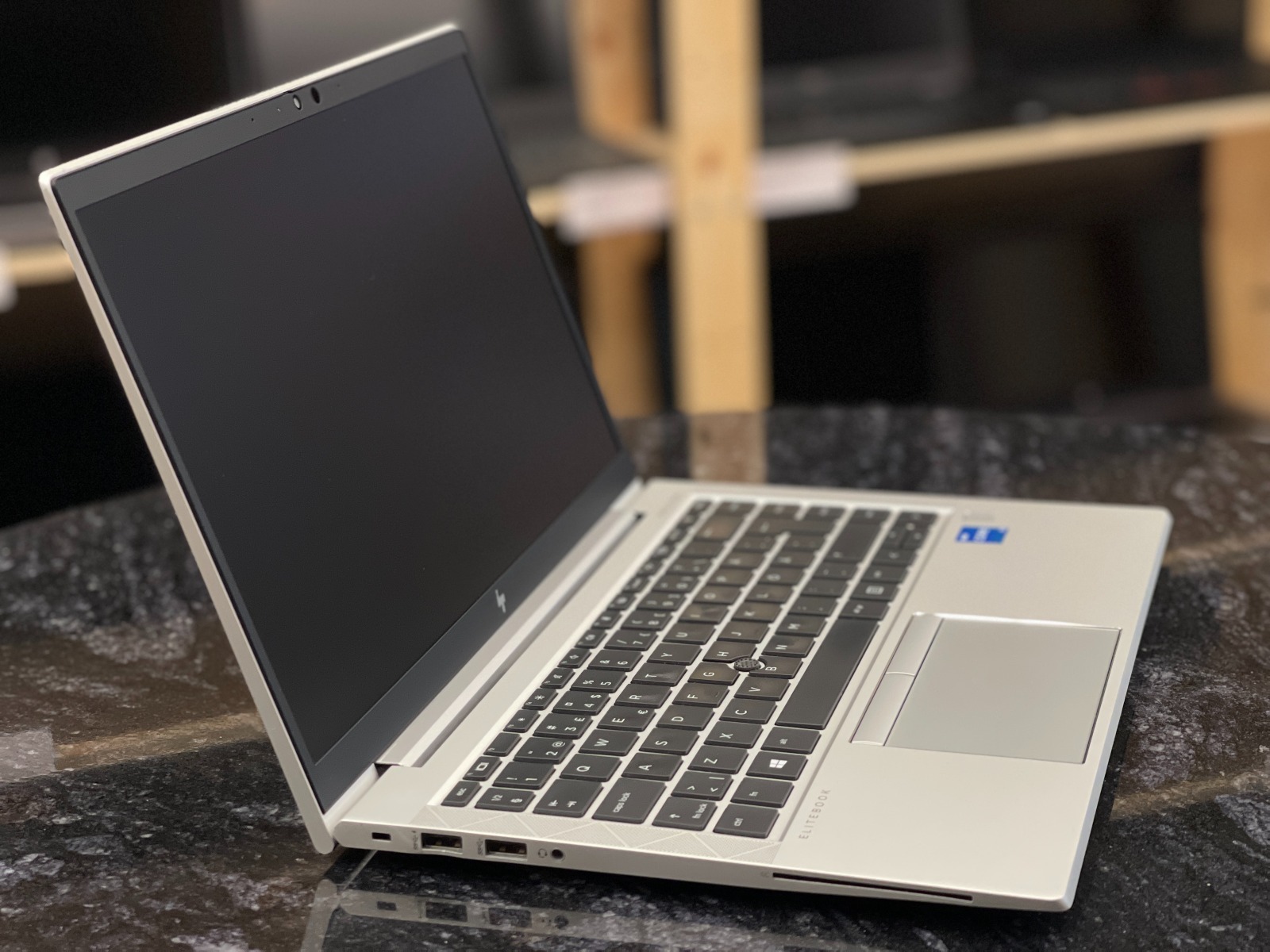 HP EliteBook 840 G8 — фото 2