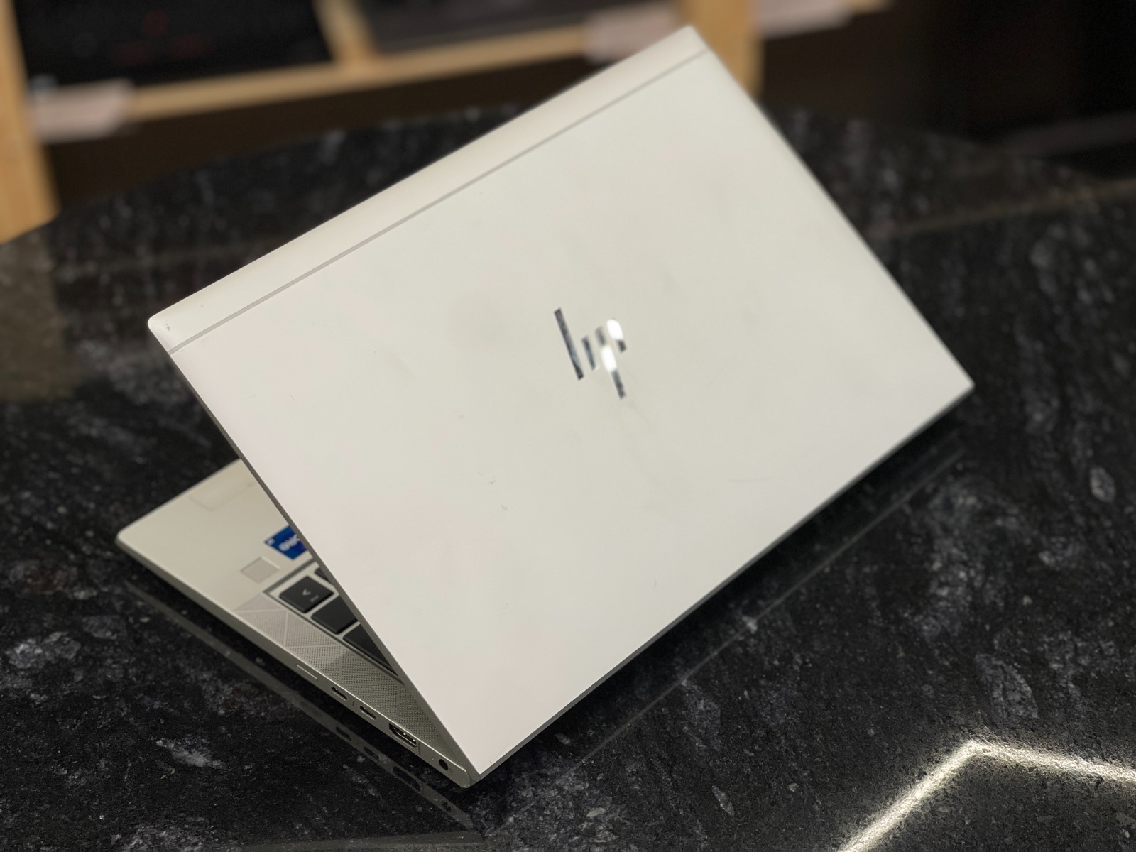 HP EliteBook 830 G8 — фото 4