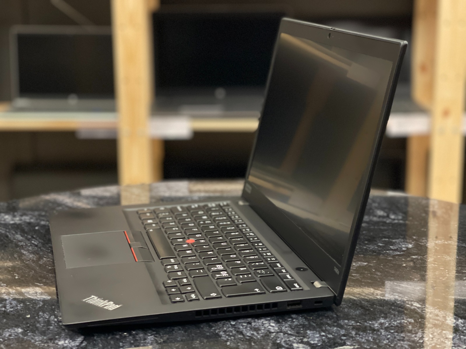 LENOVO ThinkPad T490s — фото 3