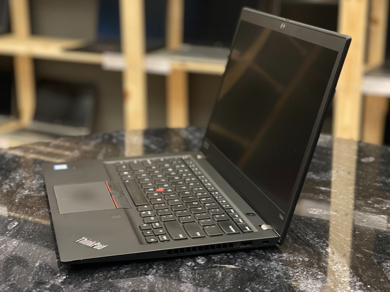 Lenovo ThinkPad T490s — фото 3