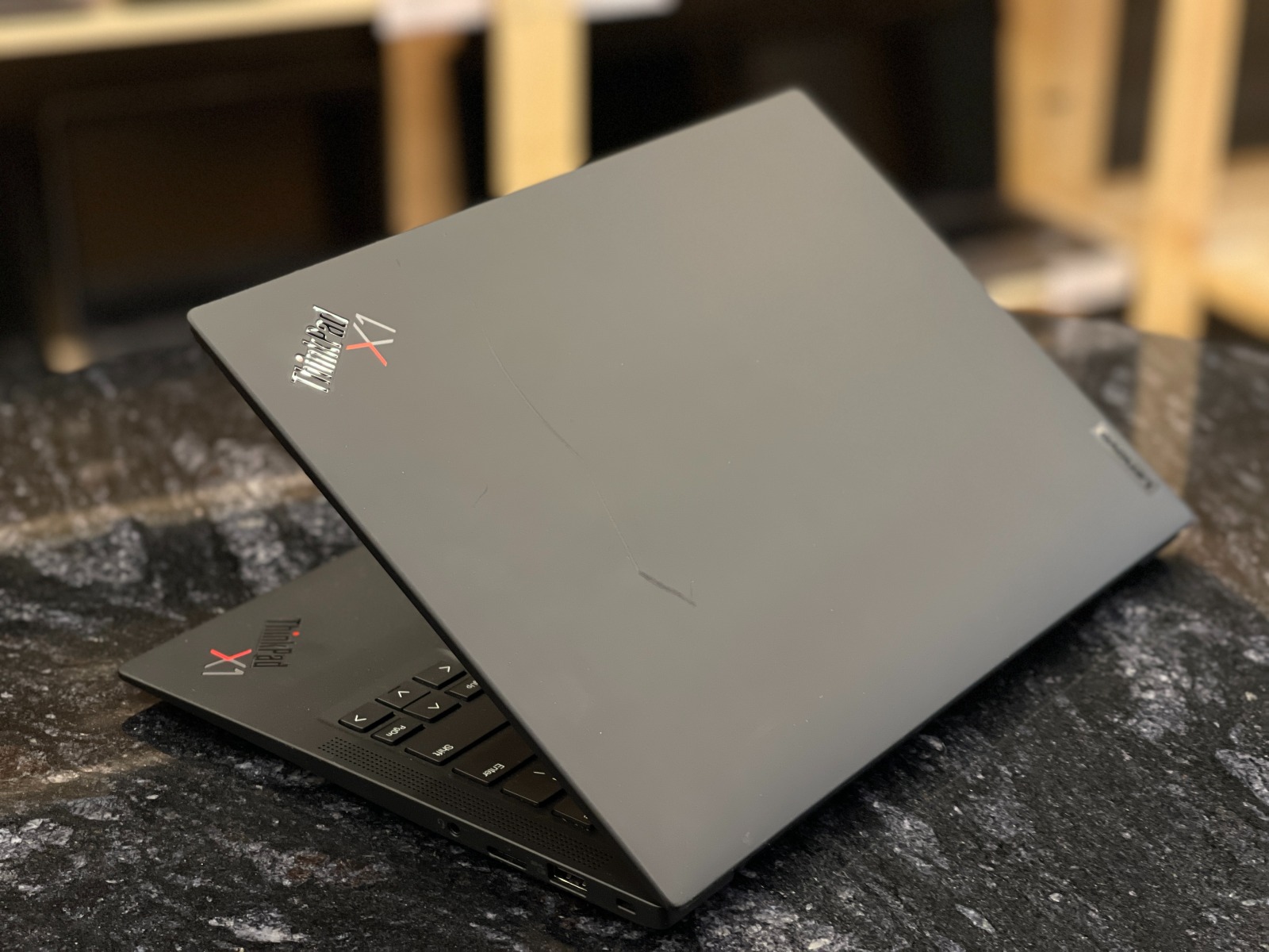 Lenovo ThinkPad X1 Carbon Gen 9 Touch (Сенсорный) — фото 4