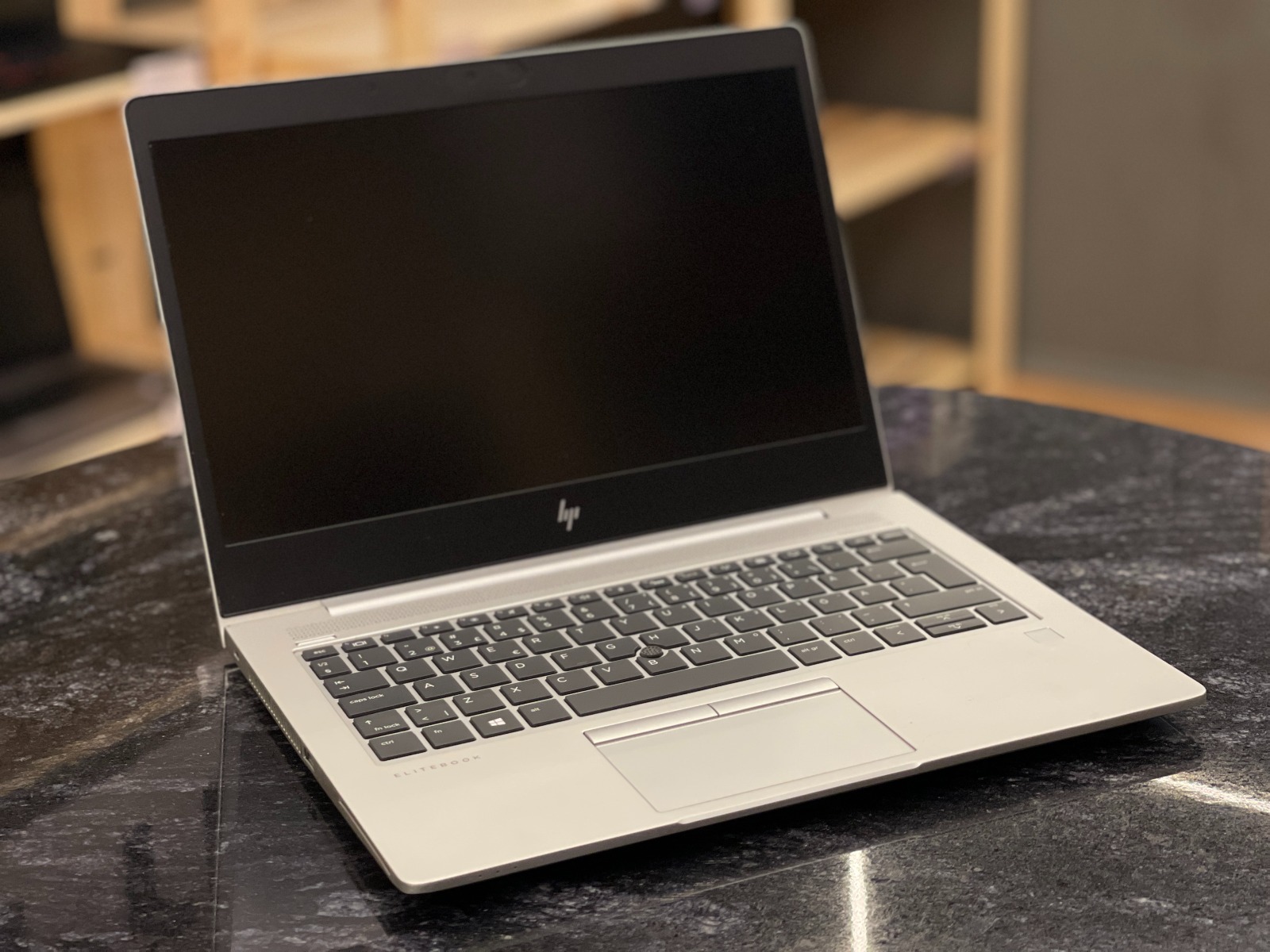 HP EliteBook 830 G5