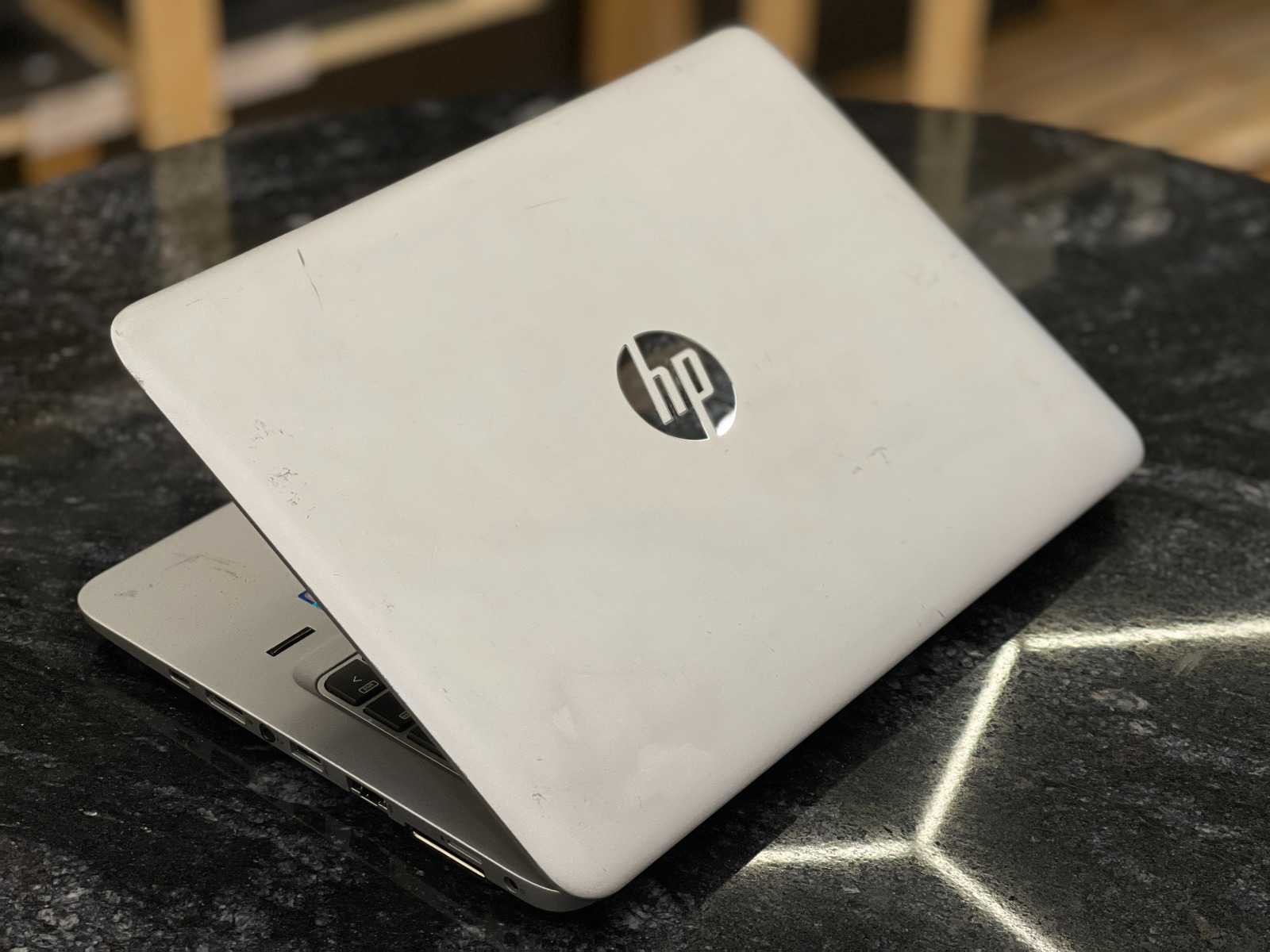 HP EliteBook 820 G3 — фото 4