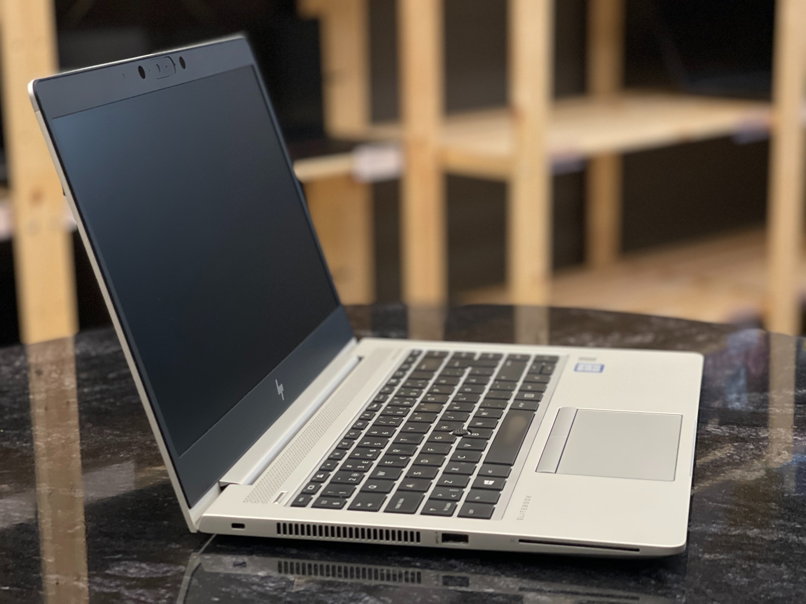 HP EliteBook 830 G5 — фото 2