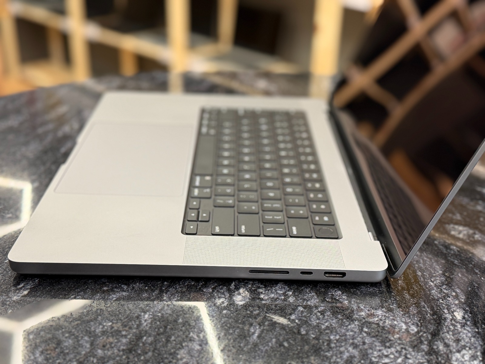 APPLE MacBook Pro A2485 (2021) — фото 2