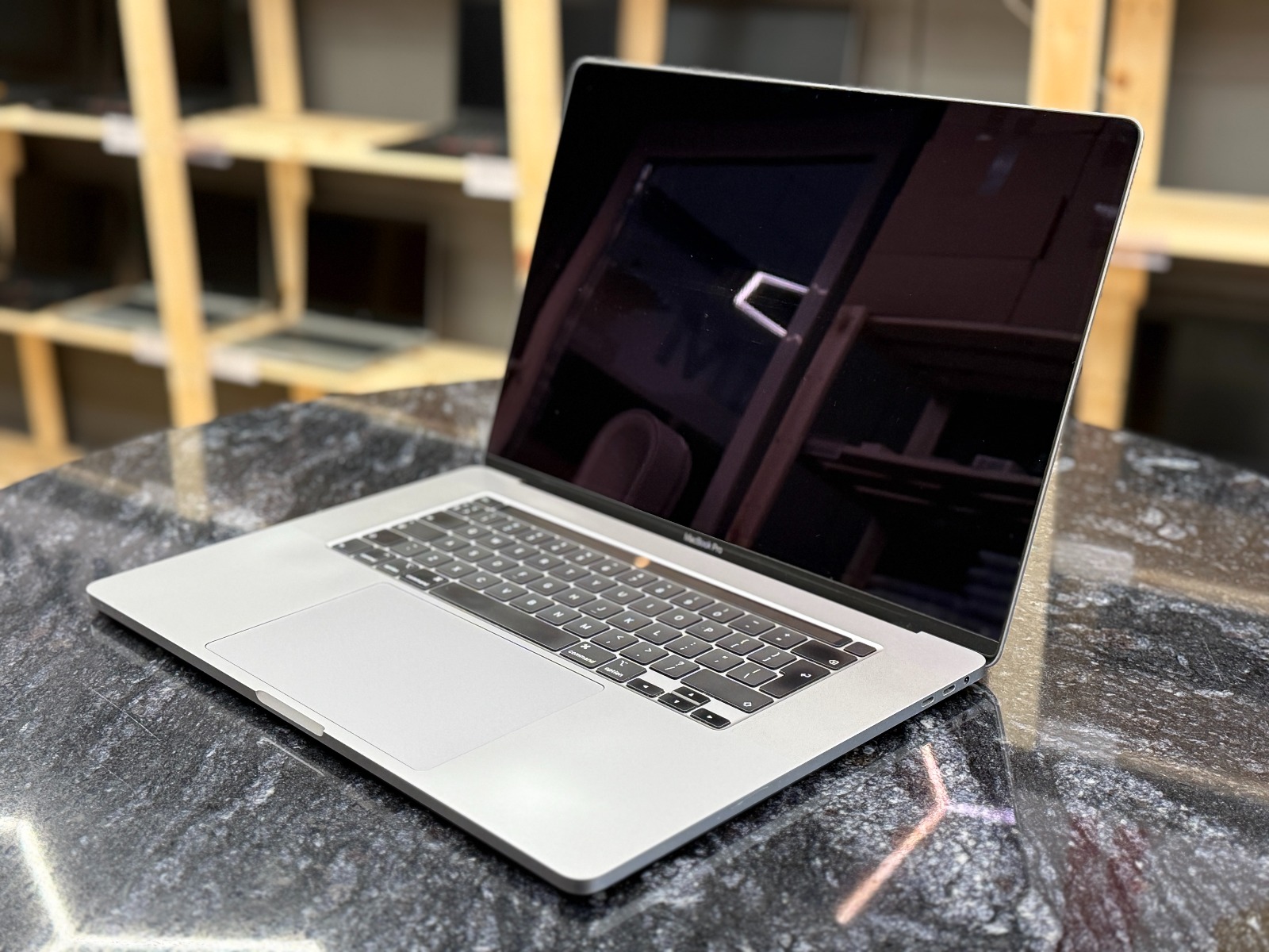 Apple MacBook Pro A2141 (2019)