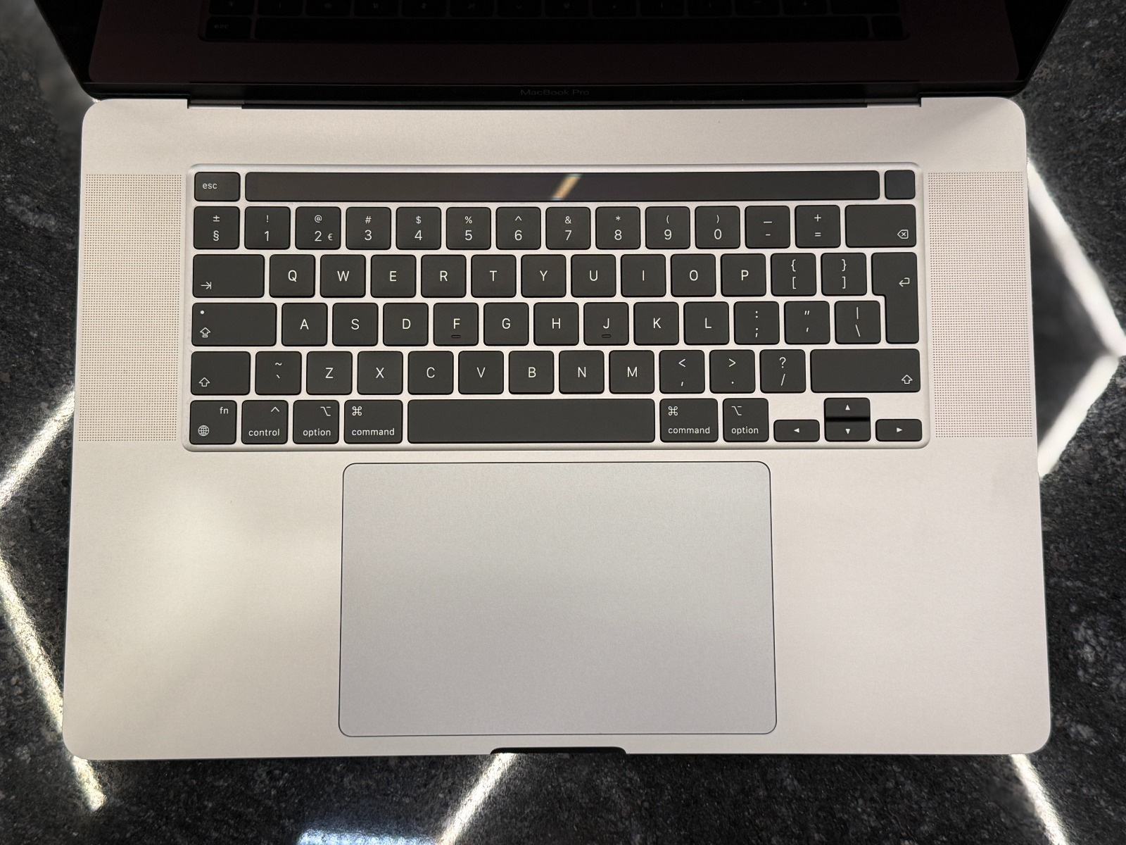 Apple MacBook Pro A2141 (2019) — фото 4