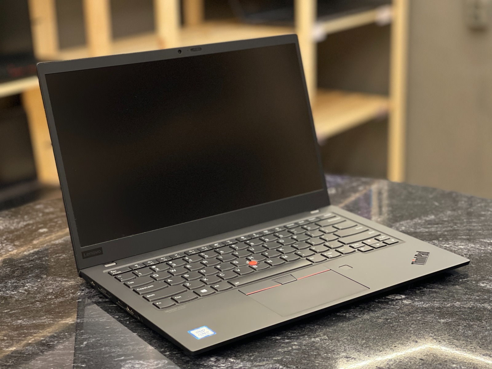 Lenovo ThinkPad X1 Carbon 7th