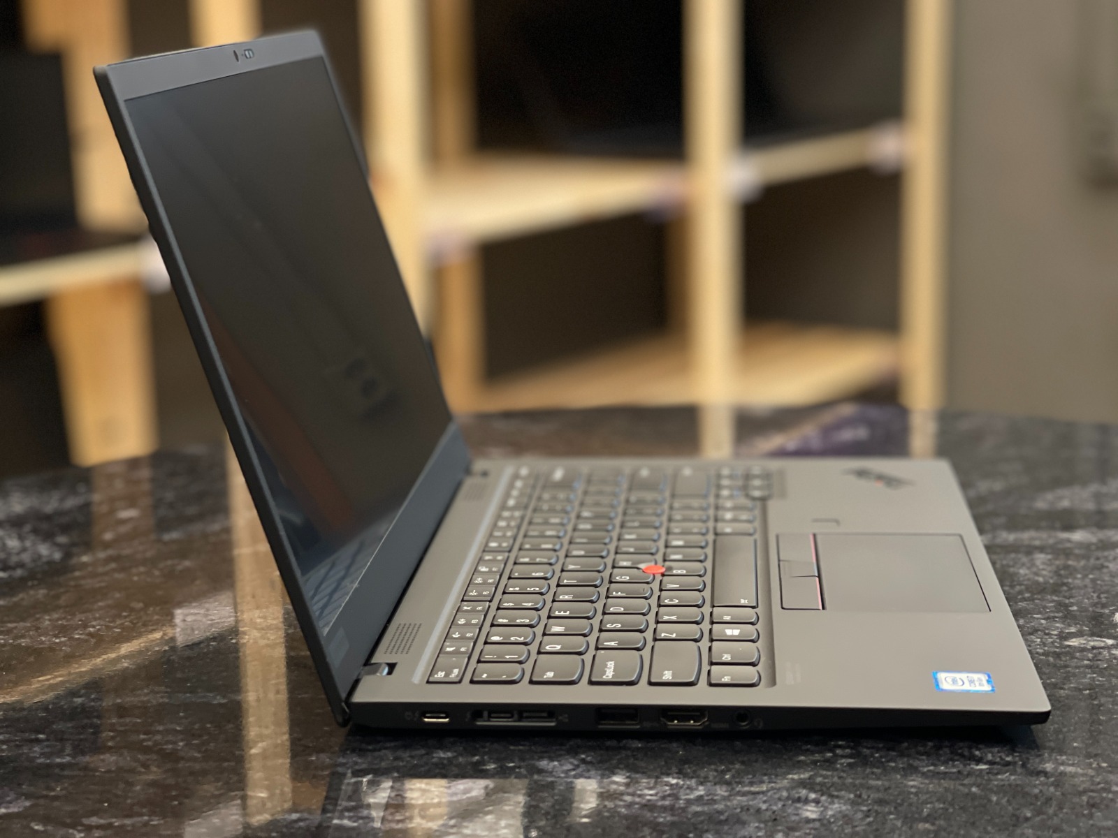 Lenovo ThinkPad X1 Carbon 7th — фото 2