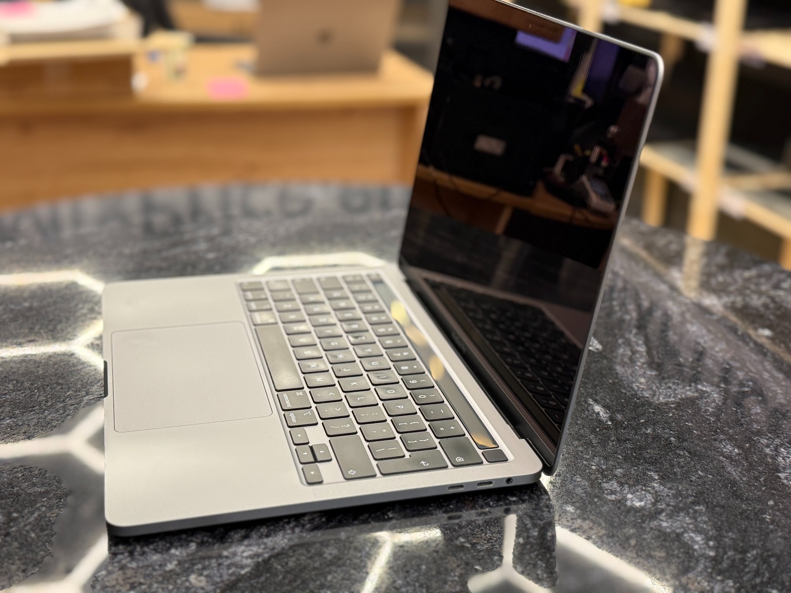 Apple MacBook Pro A2251 (2020) — фото 2