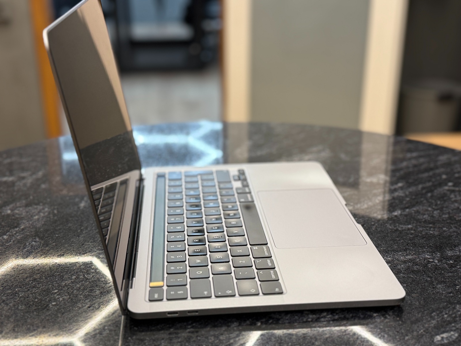 Apple MacBook Pro A2251 (2020) — фото 3