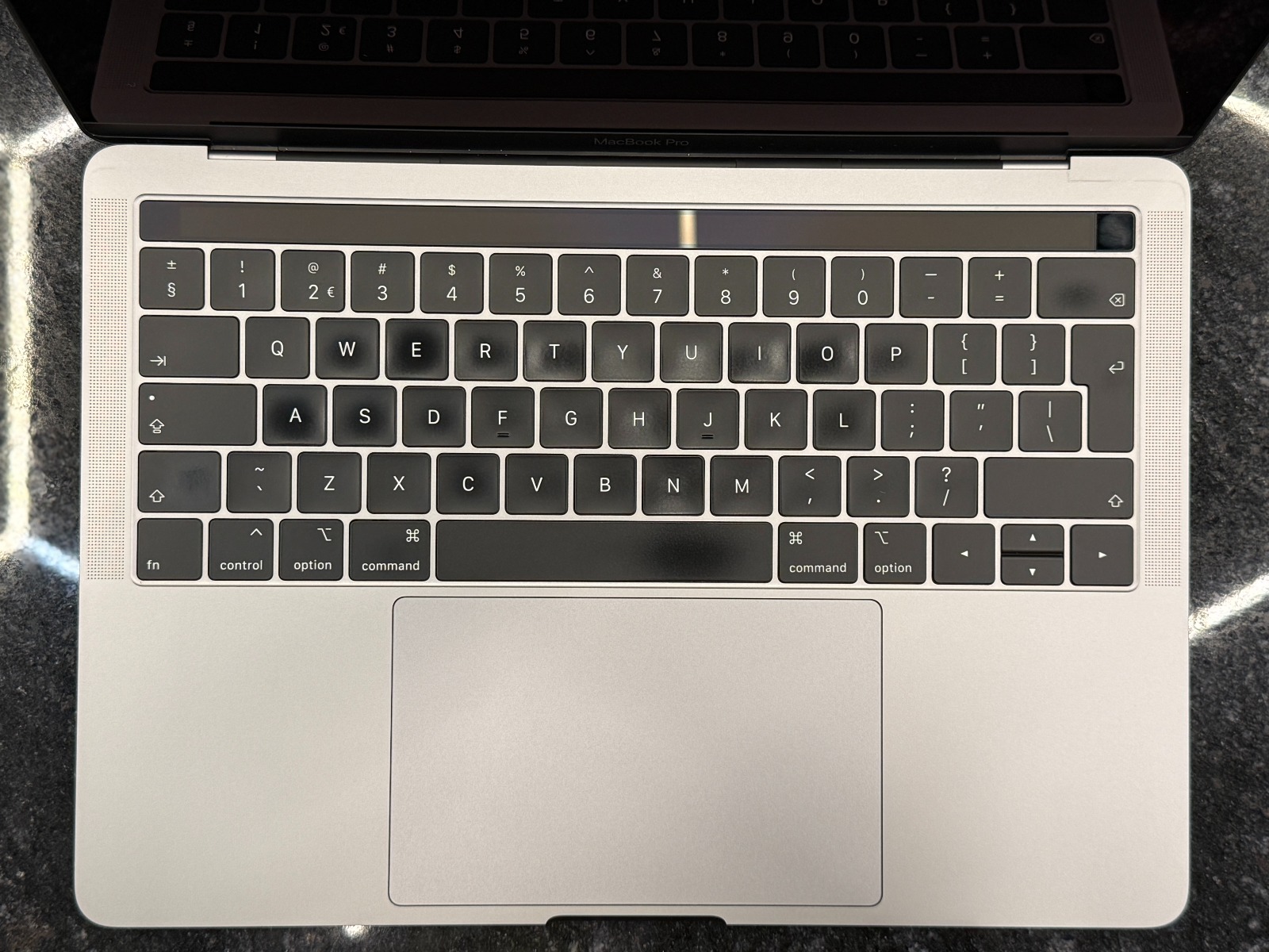 Apple MacBook Pro A1989 (2019) — фото 4