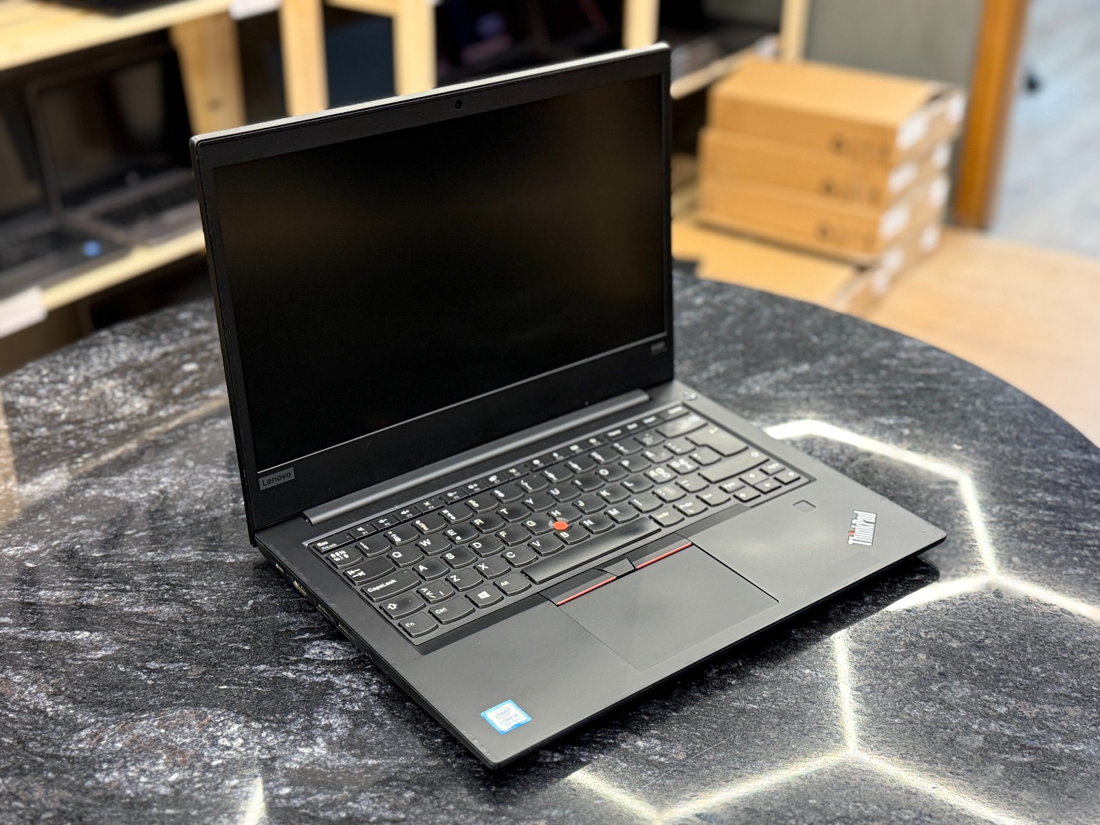 Lenovo ThinkPad E490