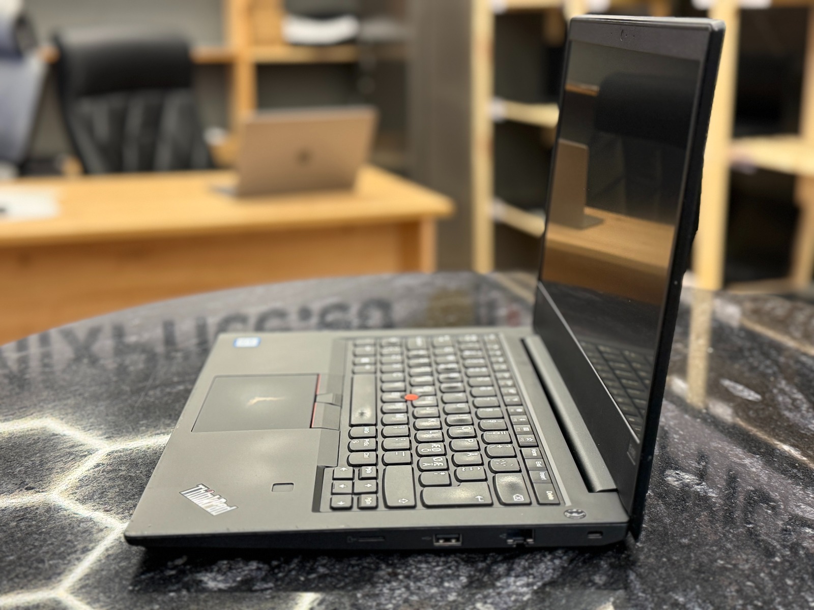 Lenovo ThinkPad E490 — фото 2