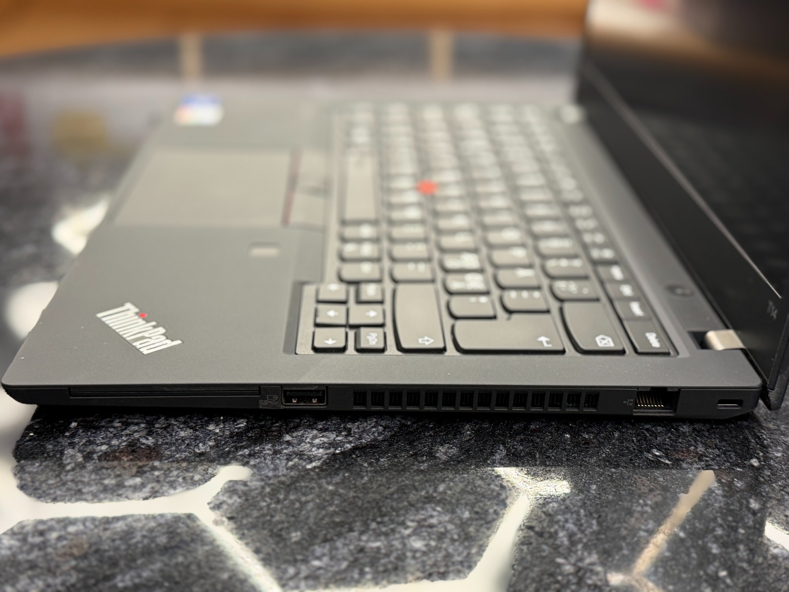 Lenovo ThinkPad T14 Gen2 — фото 2