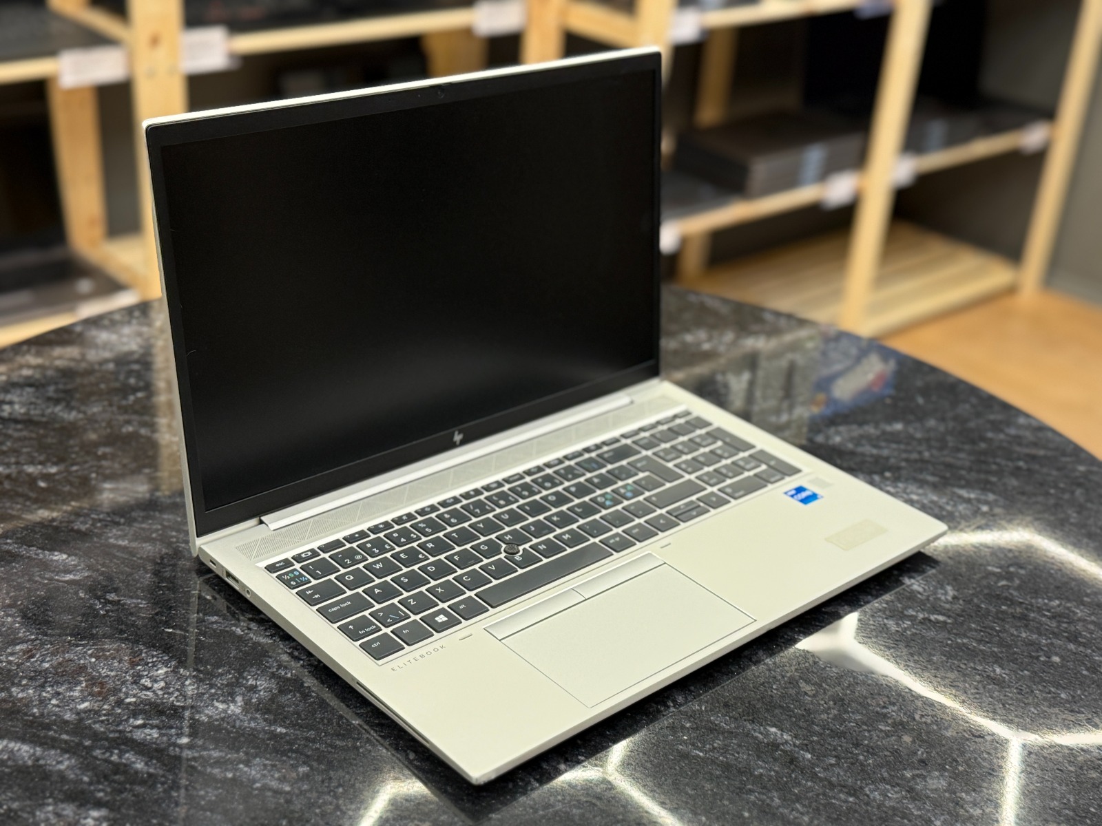 HP EliteBook 850 G8 c Симкартой
