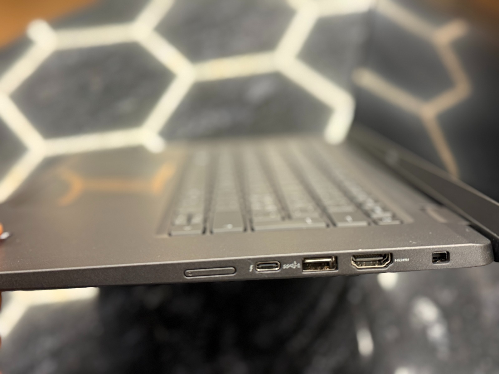 DELL Latitude 7530 c Симкартой — фото 3