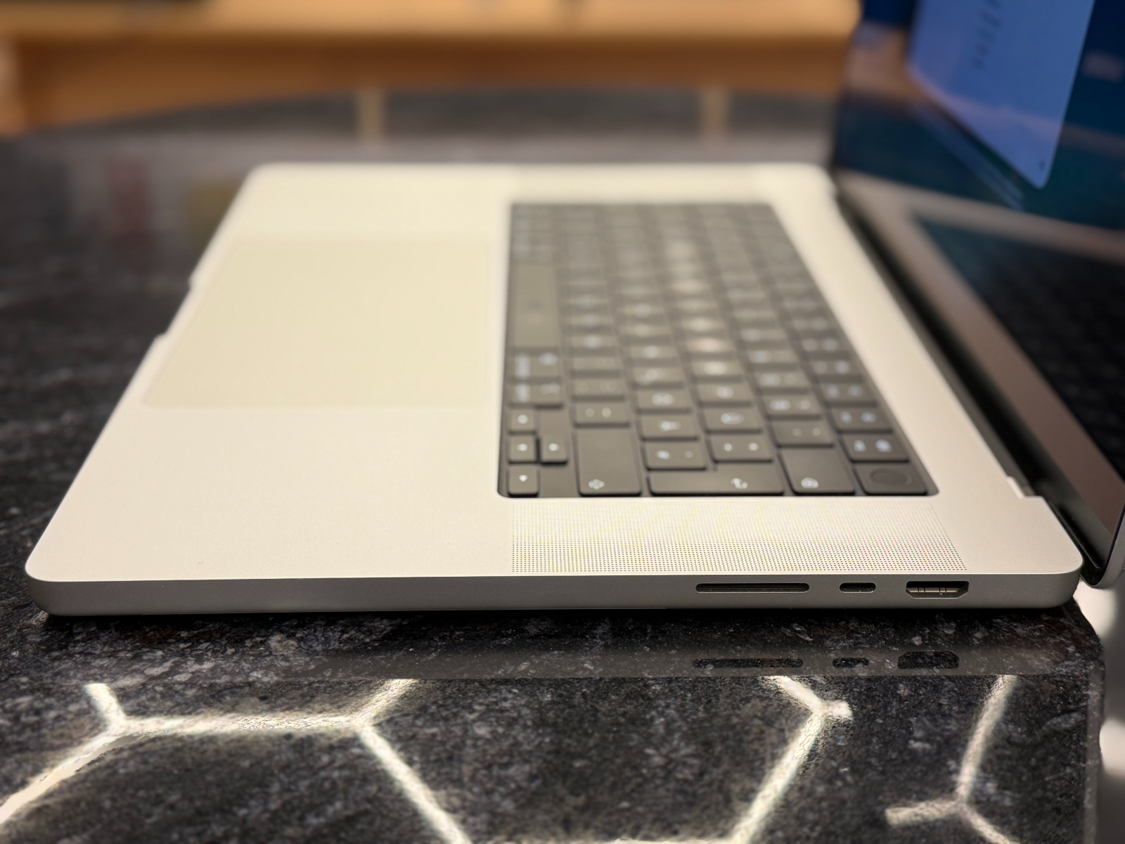 Apple MacBook Pro A2485 16" (2021) Silver — фото 2