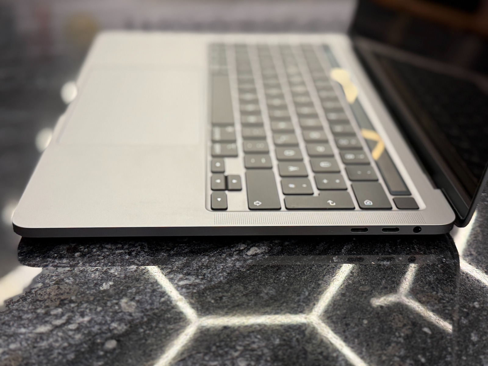  Apple MacBook Pro A2251 13" (2020) — фото 2