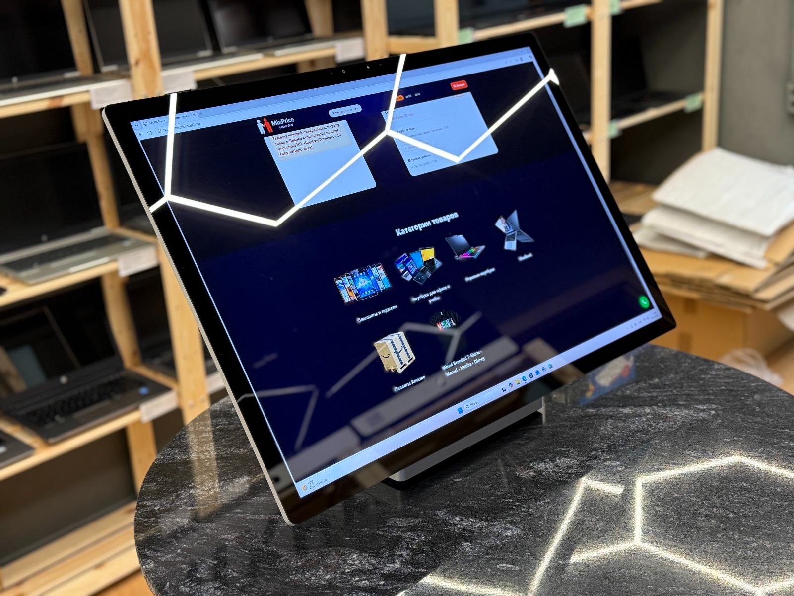 Microsoft Surface Studio 2 AIO (Сенсорный) — foto :číslo