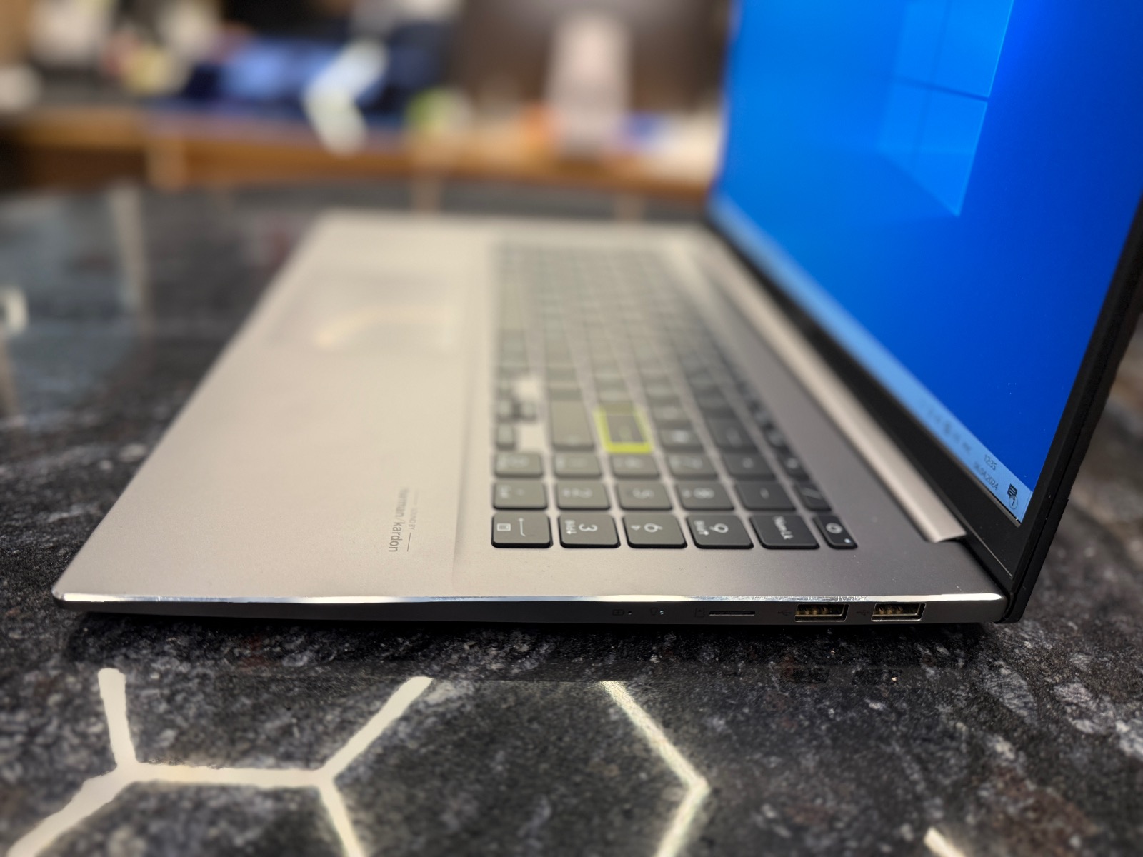Asus Vivobook S15 S533 (2021) 15.6" — фото 2