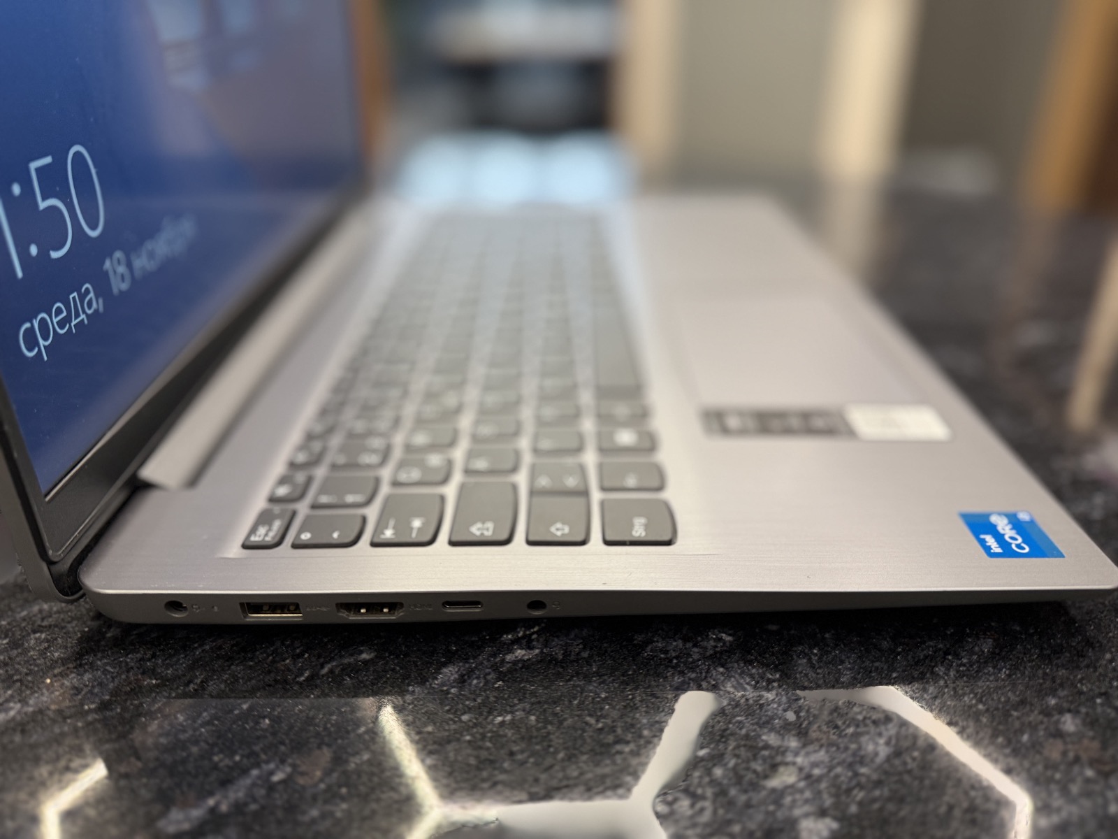 Lenovo IdeaPad 3 15IAU7 15.6" — фото 3