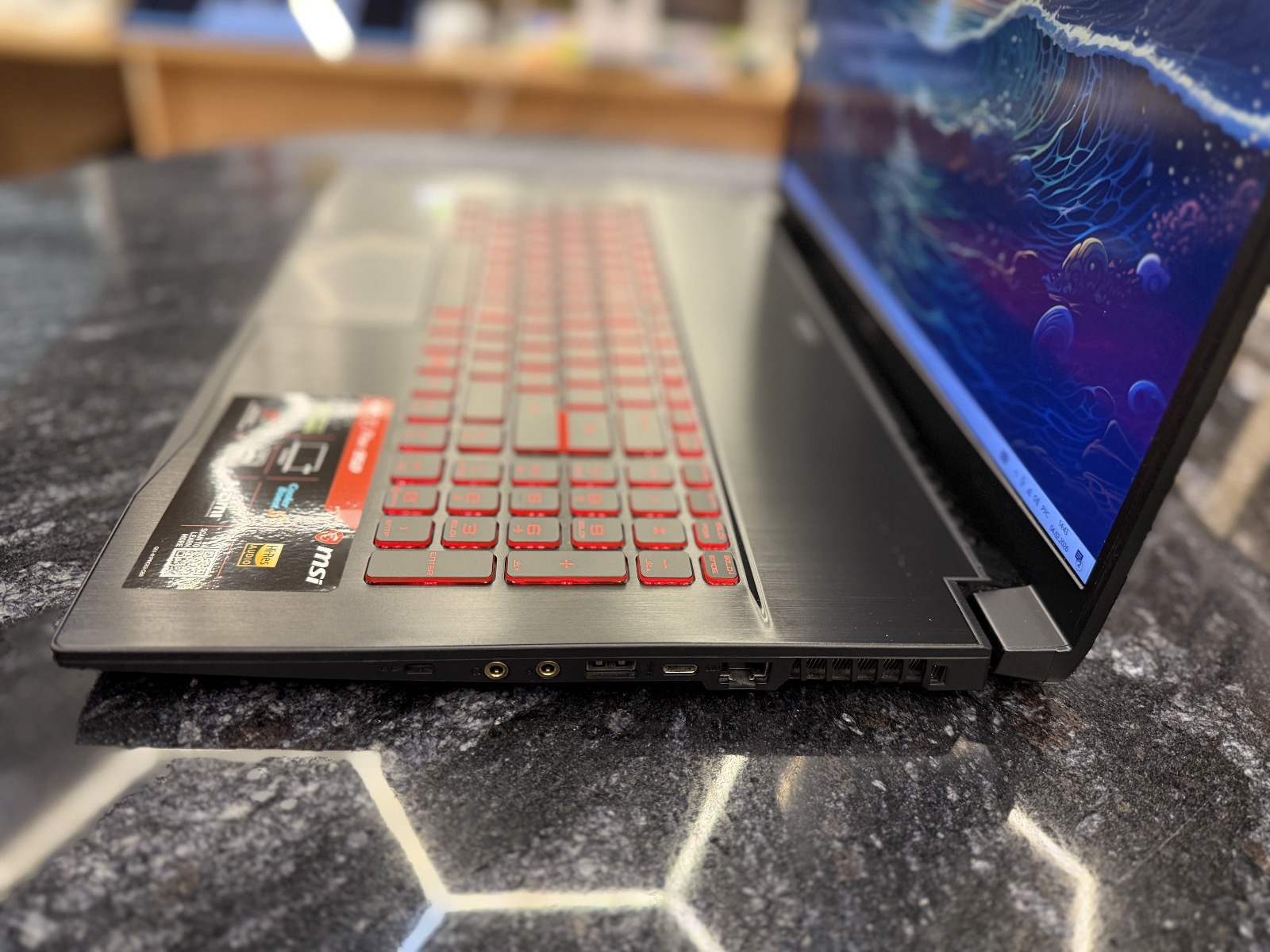 MSI GF75 Thin 17.3" — фото 2