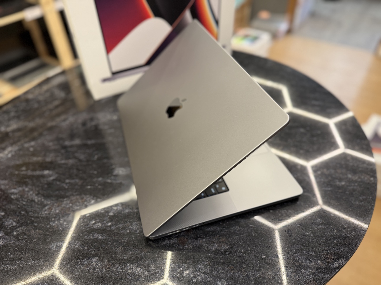 MacBook Pro M1 MAX 16" 2TB A2485 (2021)Space Gray — фото 7