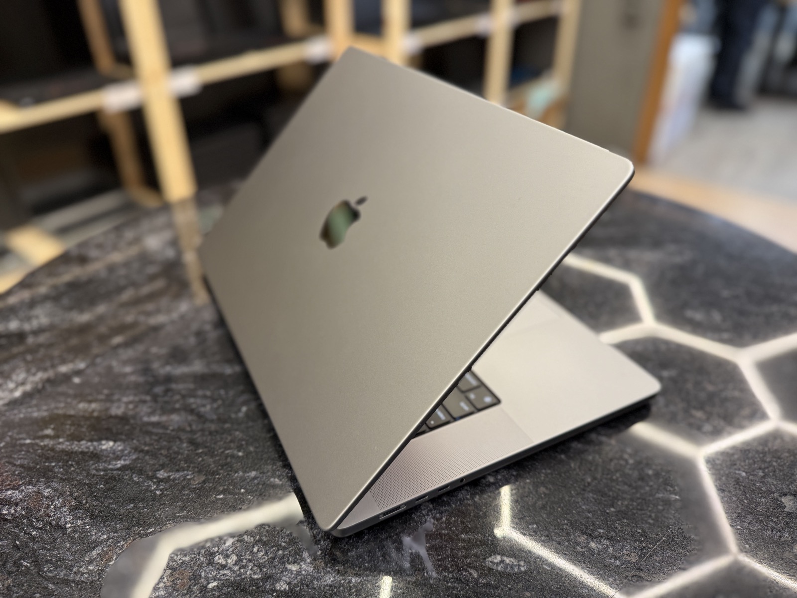 MacBook Pro M2 MAX 16" (2023)Silver — фото 7