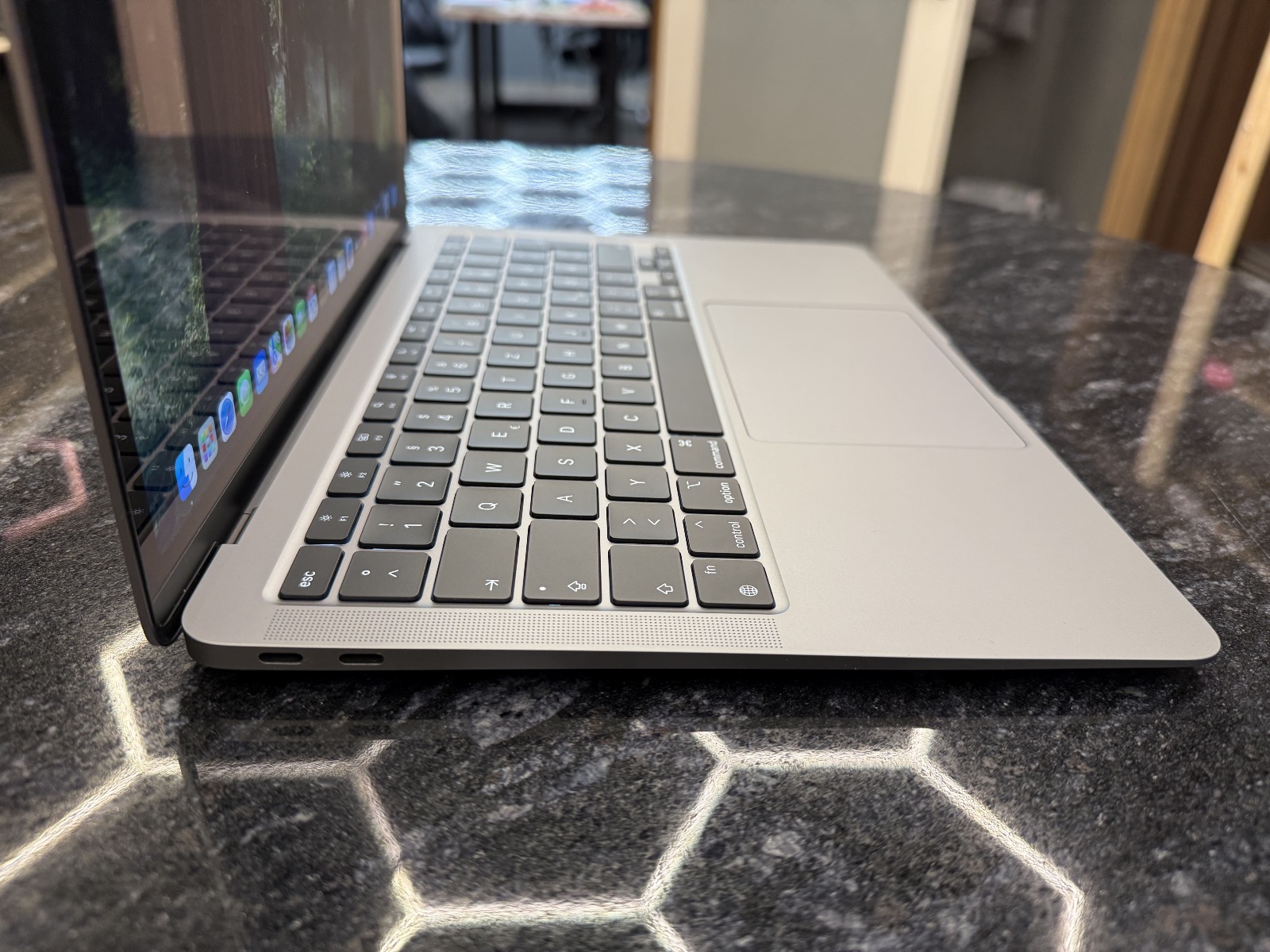 MacBook Air 13" 2020/M1/16RAM/1TB/A2337 — фото 3