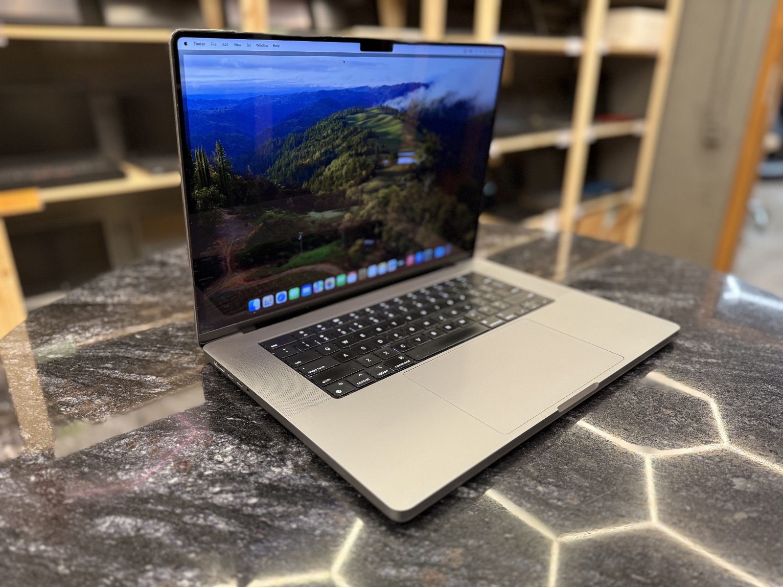 MacBook Pro 16"2021/M1/16RAM/512GB/A2485