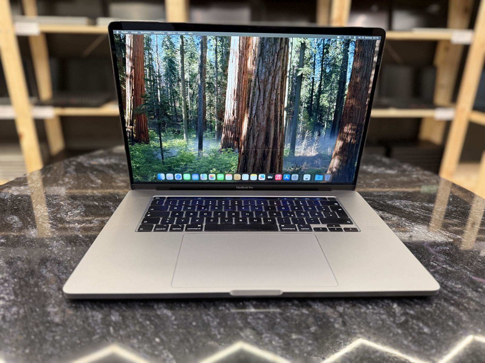 MacBook Pro 16"2019/i7/16RAM/512GB/A2141 — фото 3