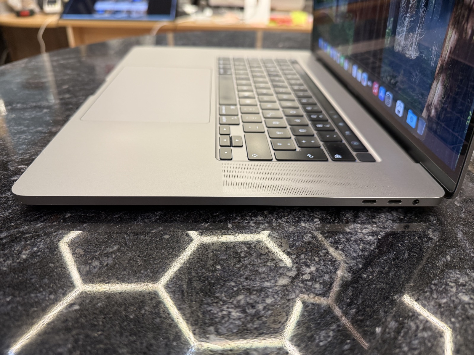 MacBook Pro 16"2019/i7/16RAM/512GB/A2141 — фото 5