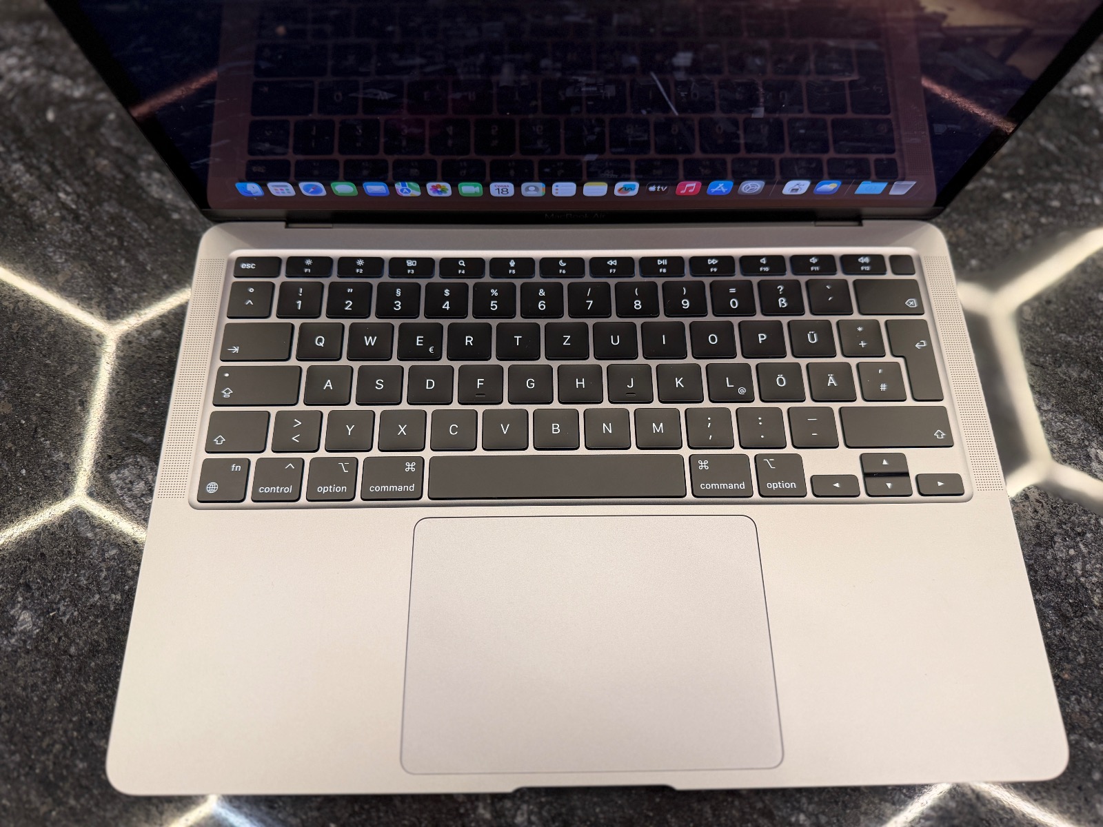 MacBook Air 13" 2020/M1/16RAM/1TB/A2337 — фото 3