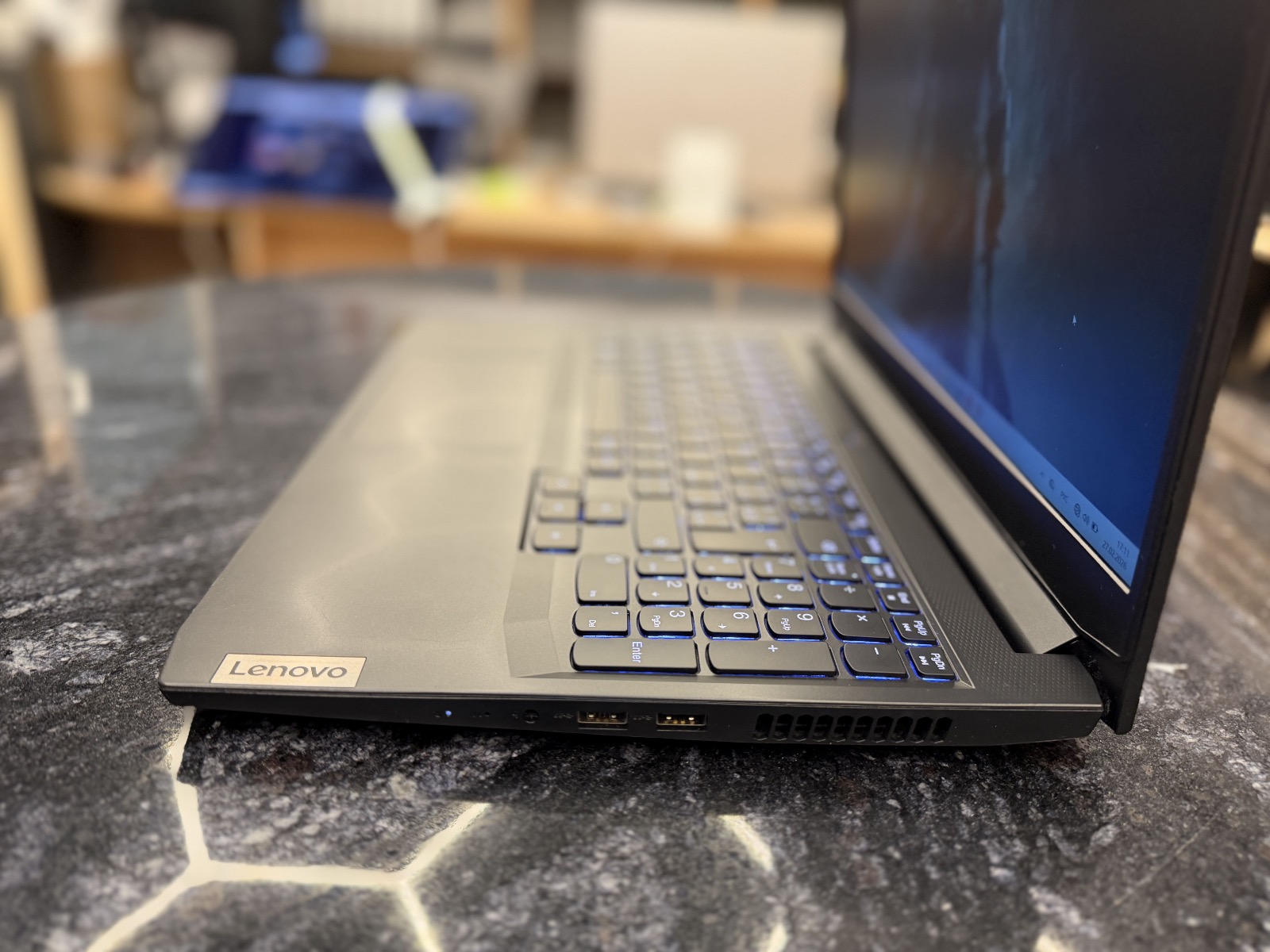 Lenovo IdeaPad Gaming 3 15.6" — фото 3