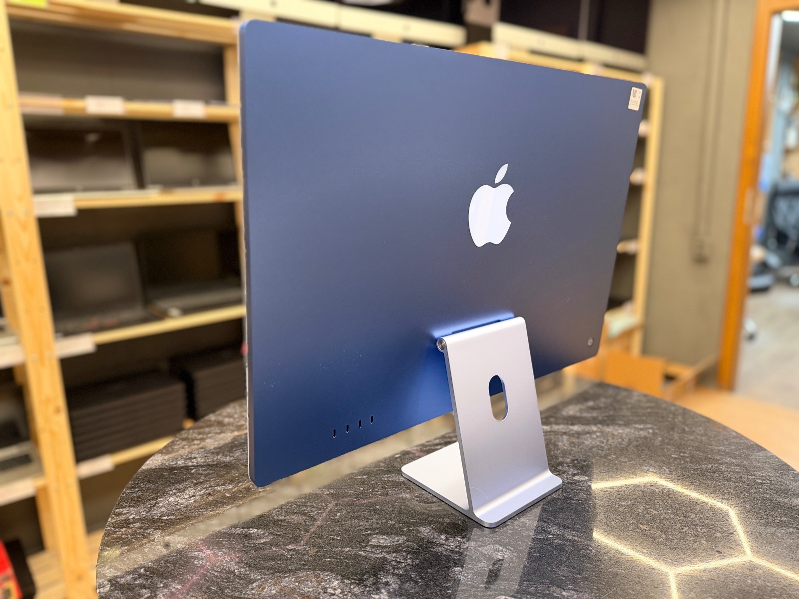 Apple iMac (Retina 4.5K, 24″, 2024, 4×TBT4, M4) / 16GB / 256GB SSD / Blue — фото 2