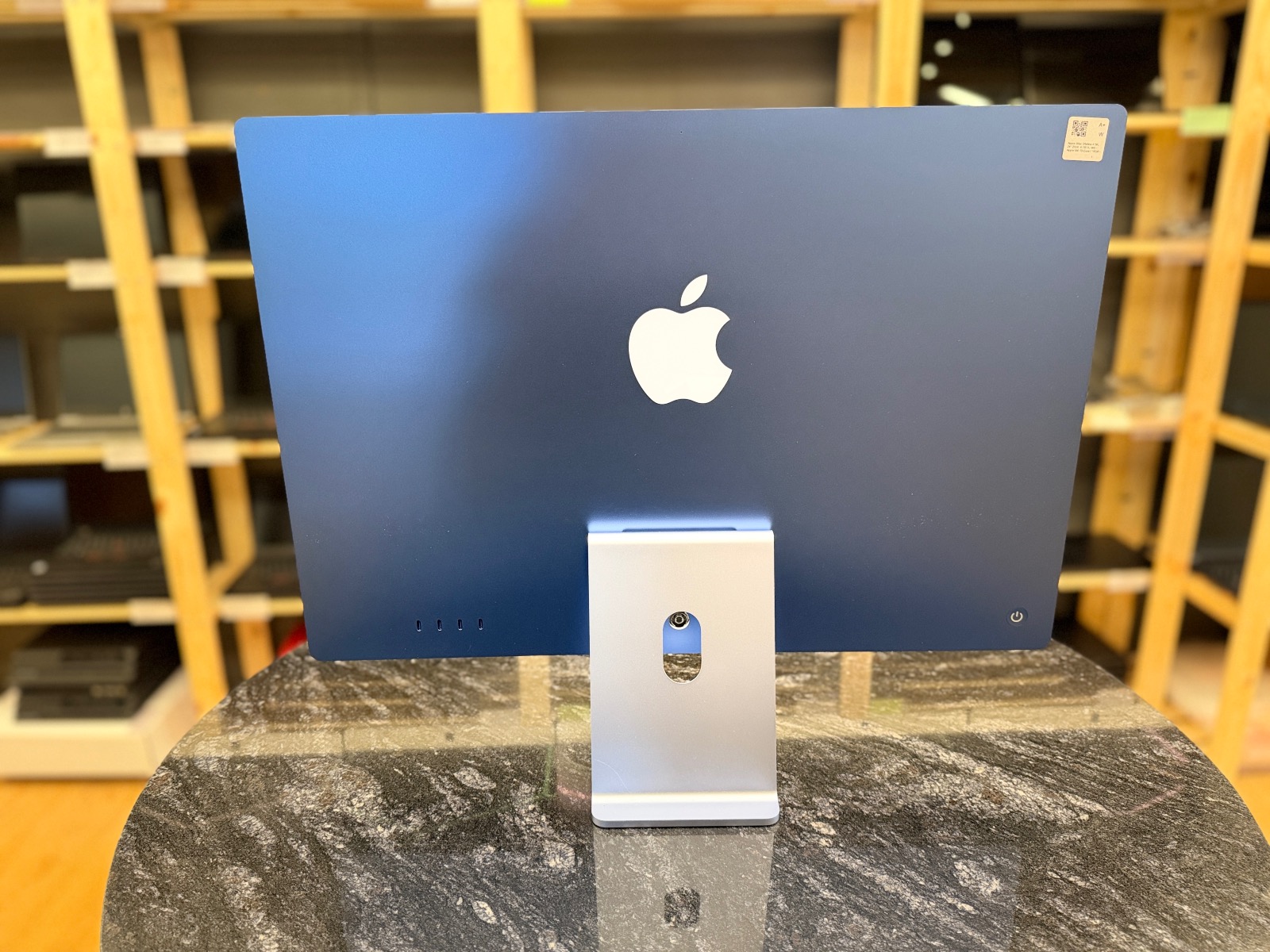 Apple iMac (Retina 4.5K, 24″, 2024, 4×TBT4, M4) / 16GB / 256GB SSD / Blue — фото 3