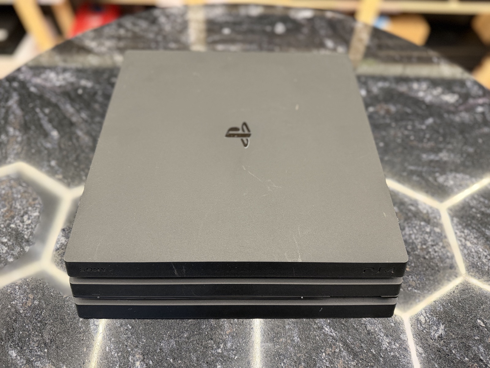 Sony PlayStation 4 Pro 1TB Black — фото 2
