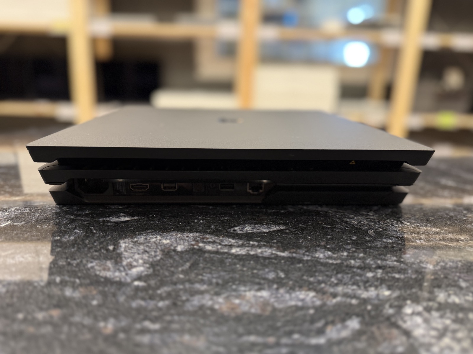 Sony PlayStation 4 Pro 1TB Black — фото 4