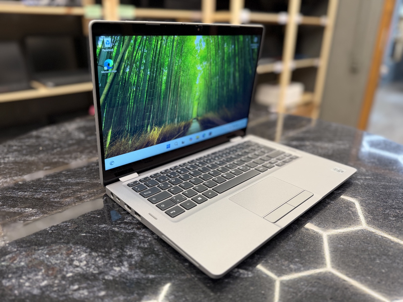 Dell Latitude 5310 2 in 1 13.3" Сенсорный Трансформер 