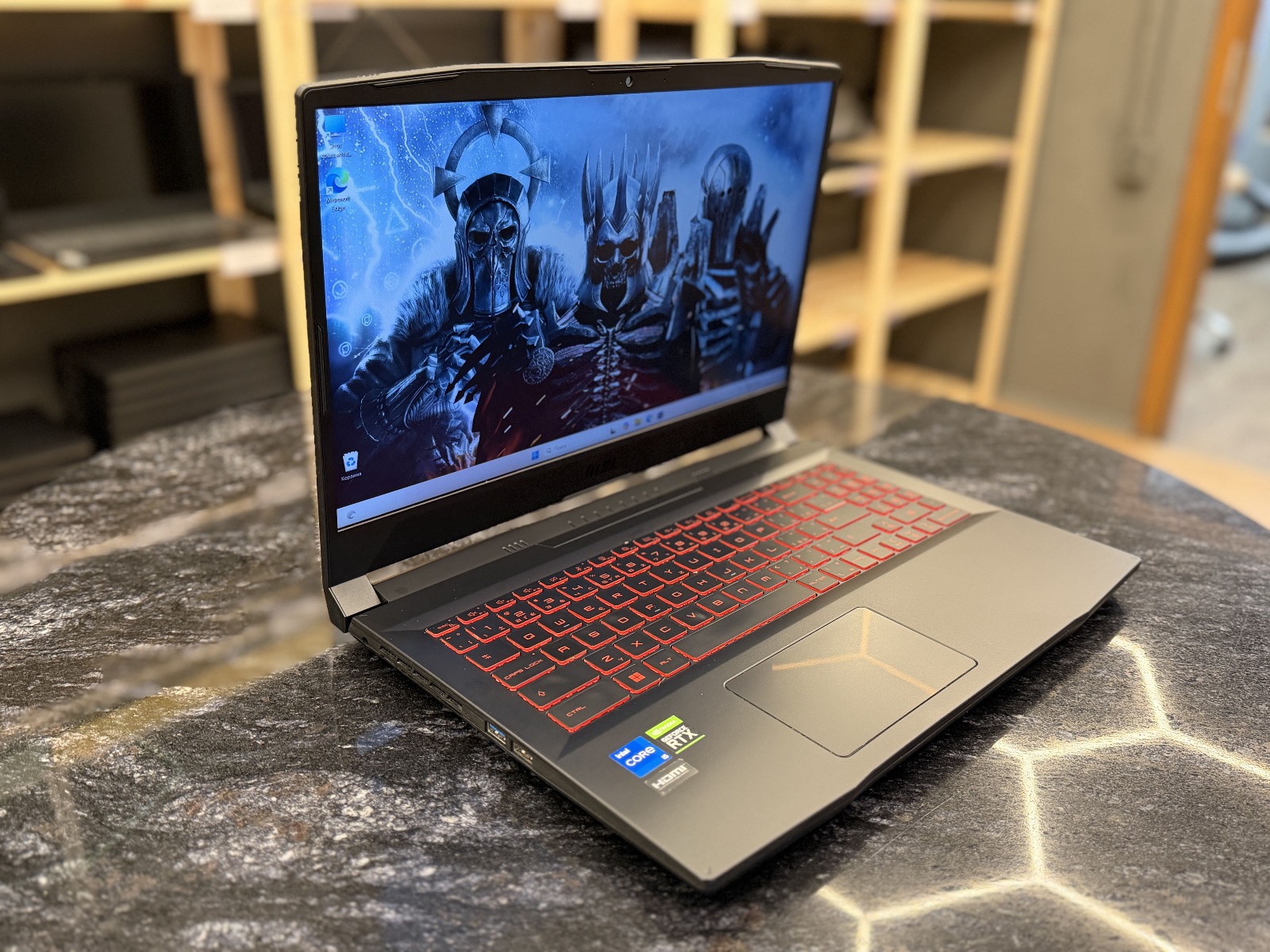 MSI Katana GF66 12UC — фото 1