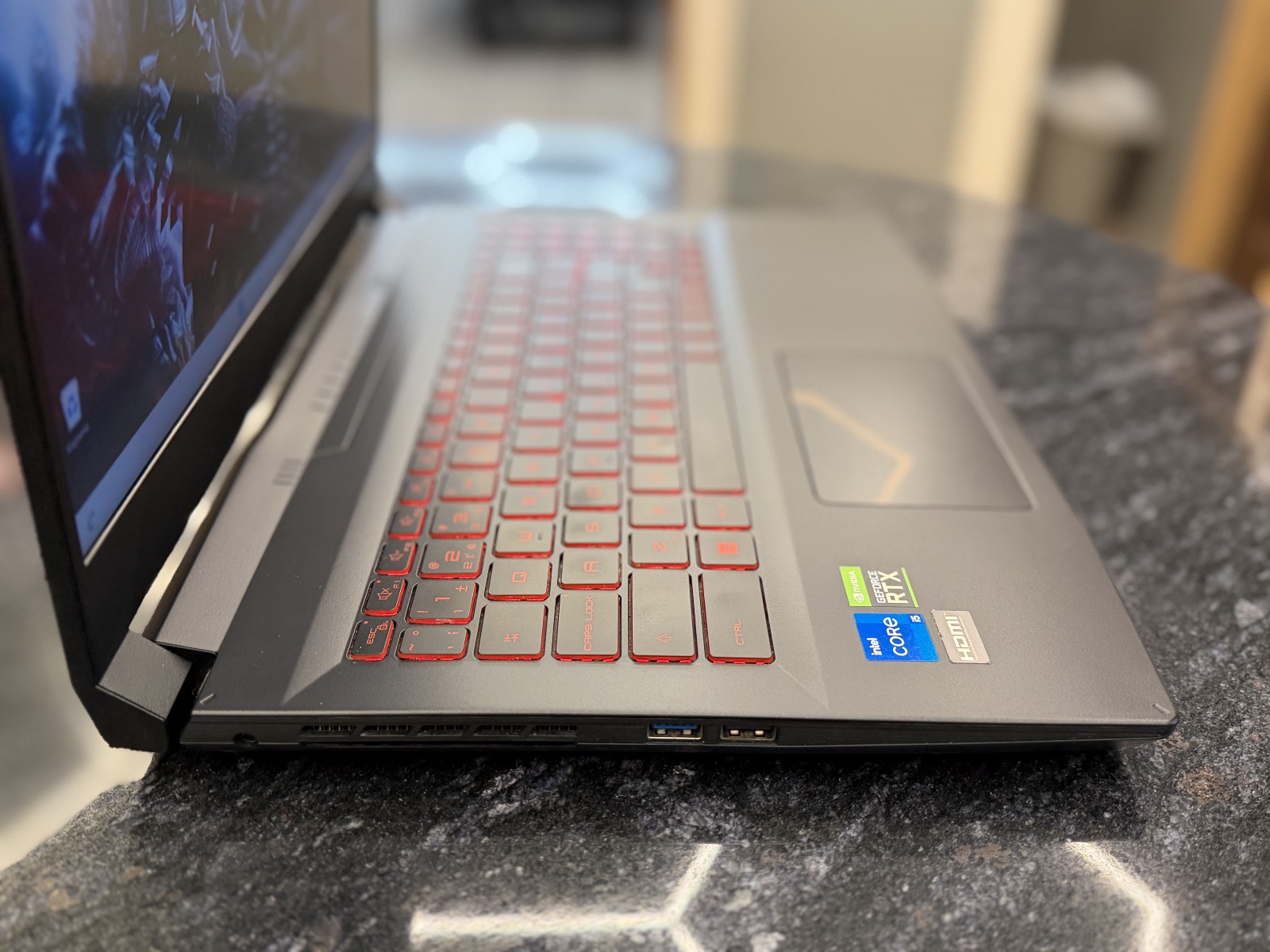 MSI Katana GF66 12UC — фото 2