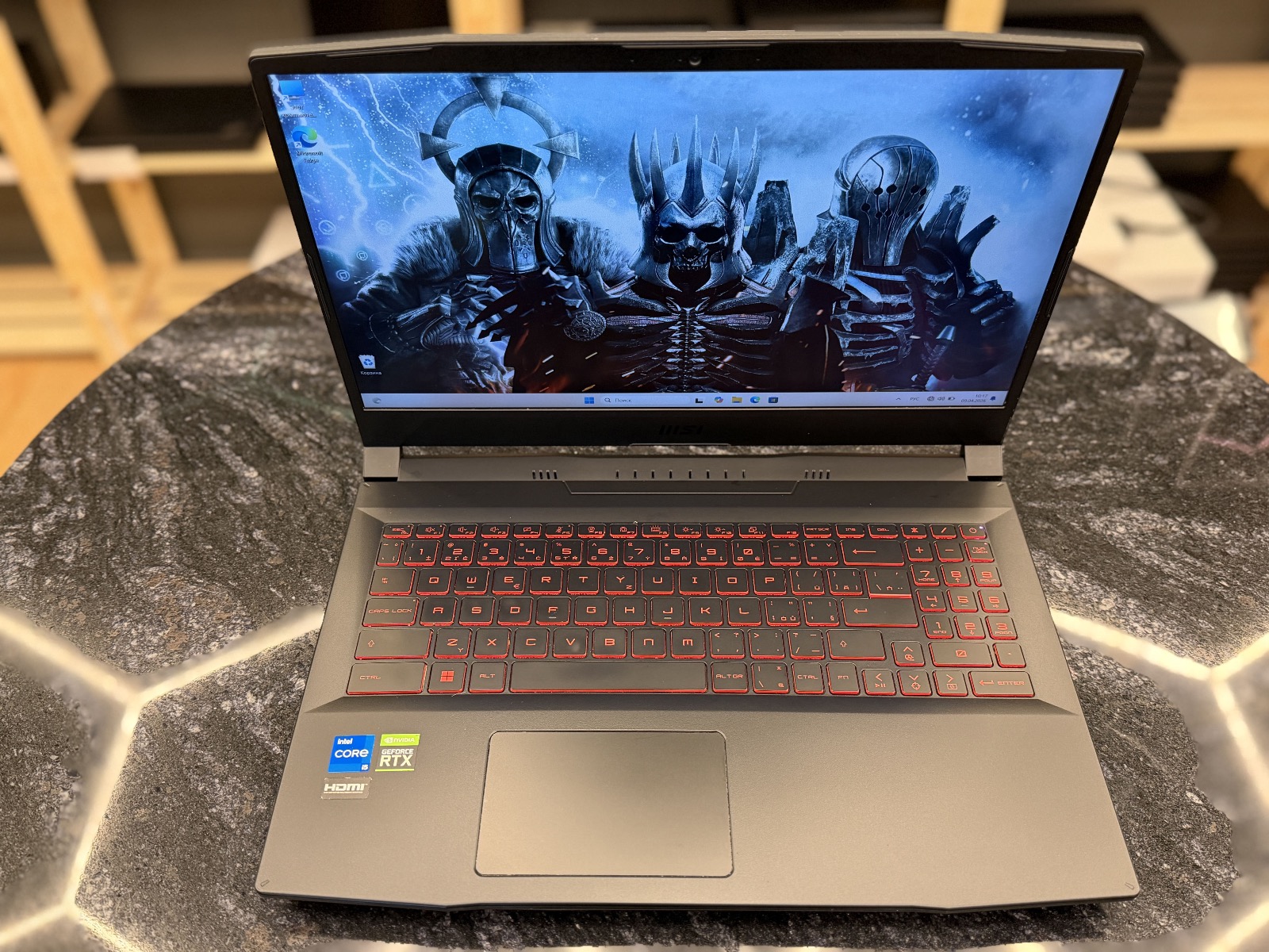 MSI Katana GF66 12UC — фото 4