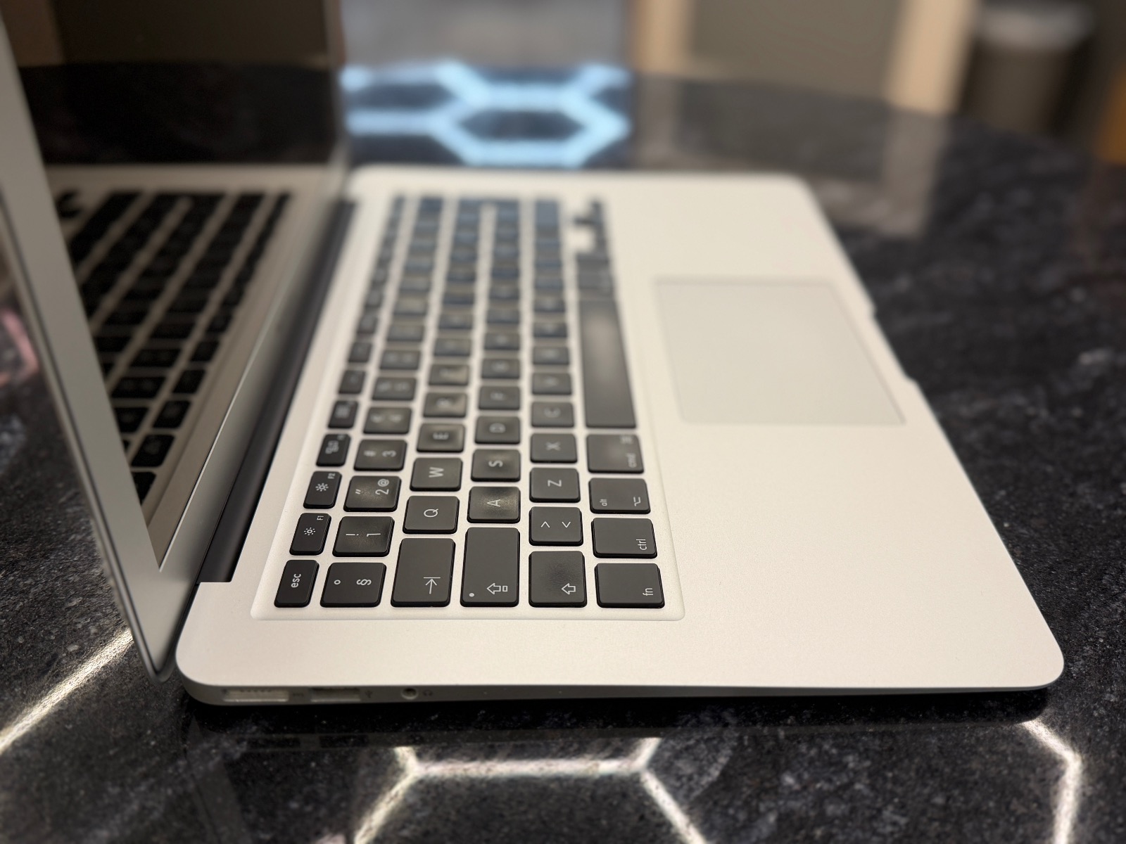 Apple MacBook Air 13” (2017) — фото 3