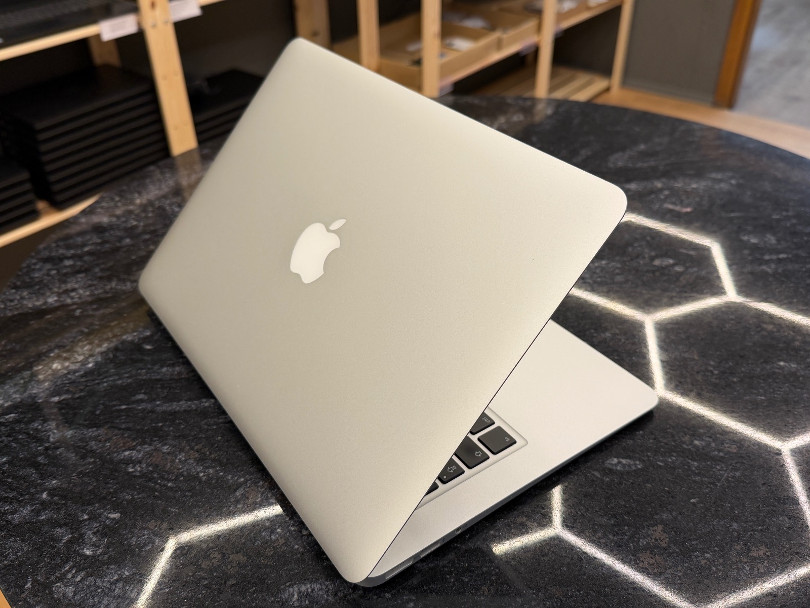 Apple MacBook Air 13” (2017) — фото 4