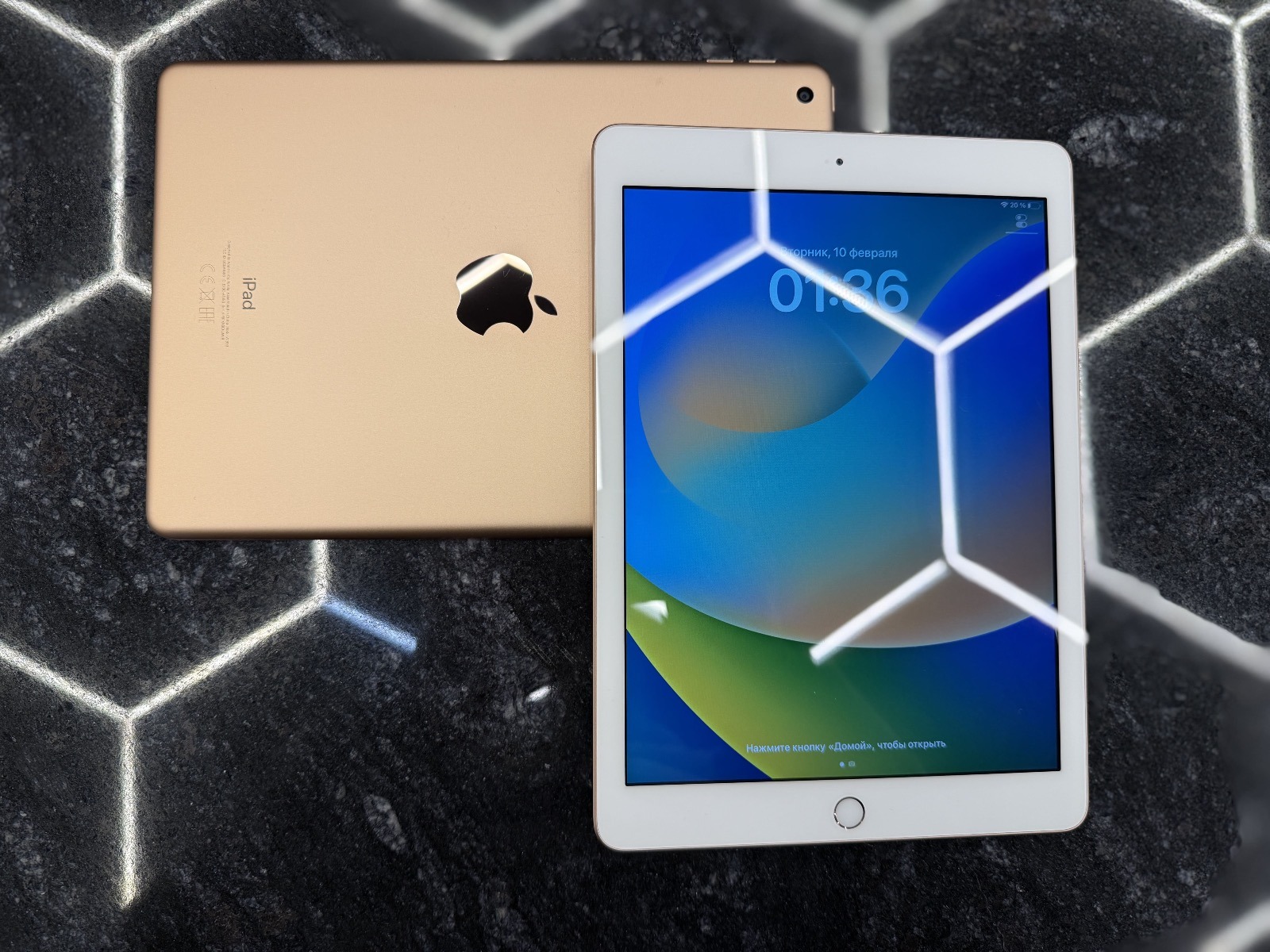 iPad 8th Gen 128GB(Gold)2020 — фото 1