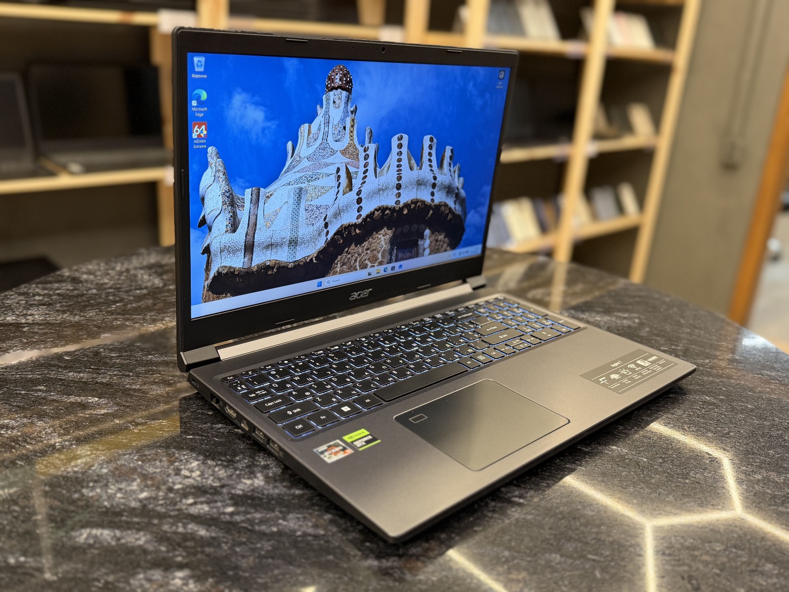 Acer Aspire 7 — фото 1