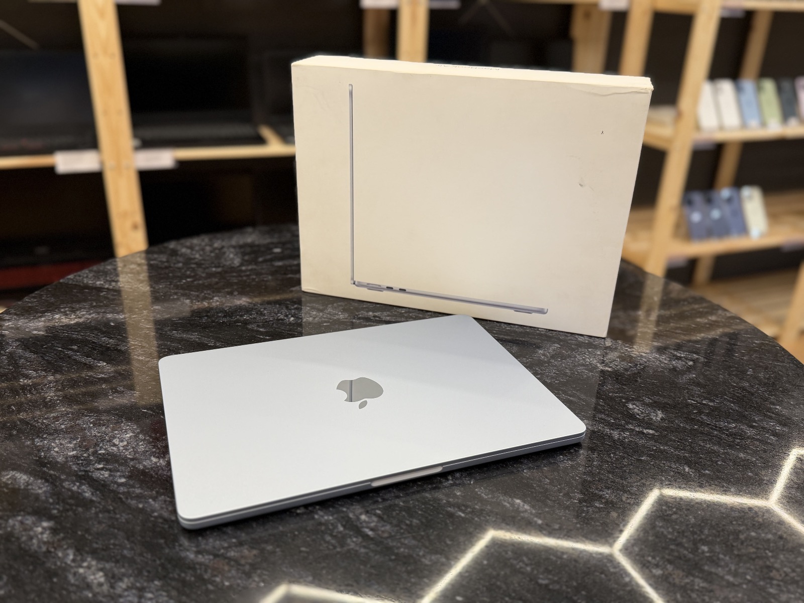 MacBook Air 13"2025/M4/16RAM/256GB Sky Blu — фото 1