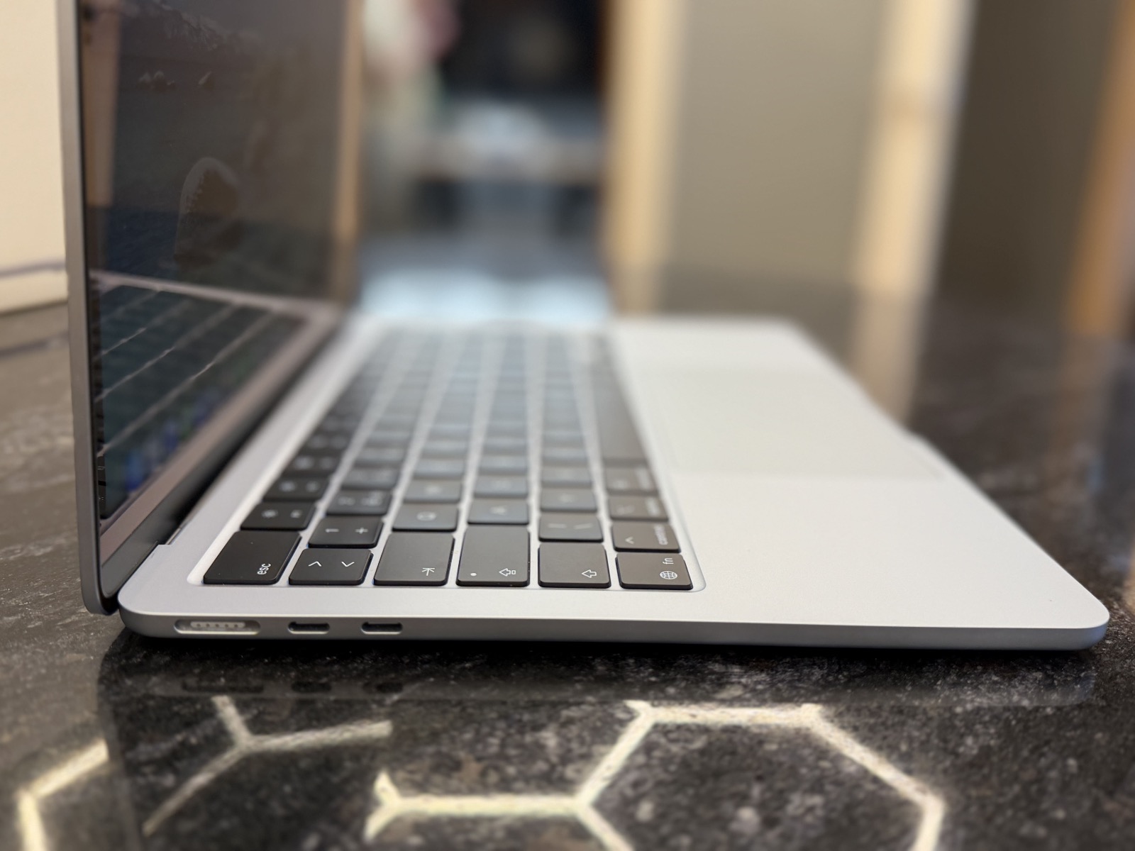 MacBook Air 13"2025/M4/16RAM/256GB Sky Blu — фото 5